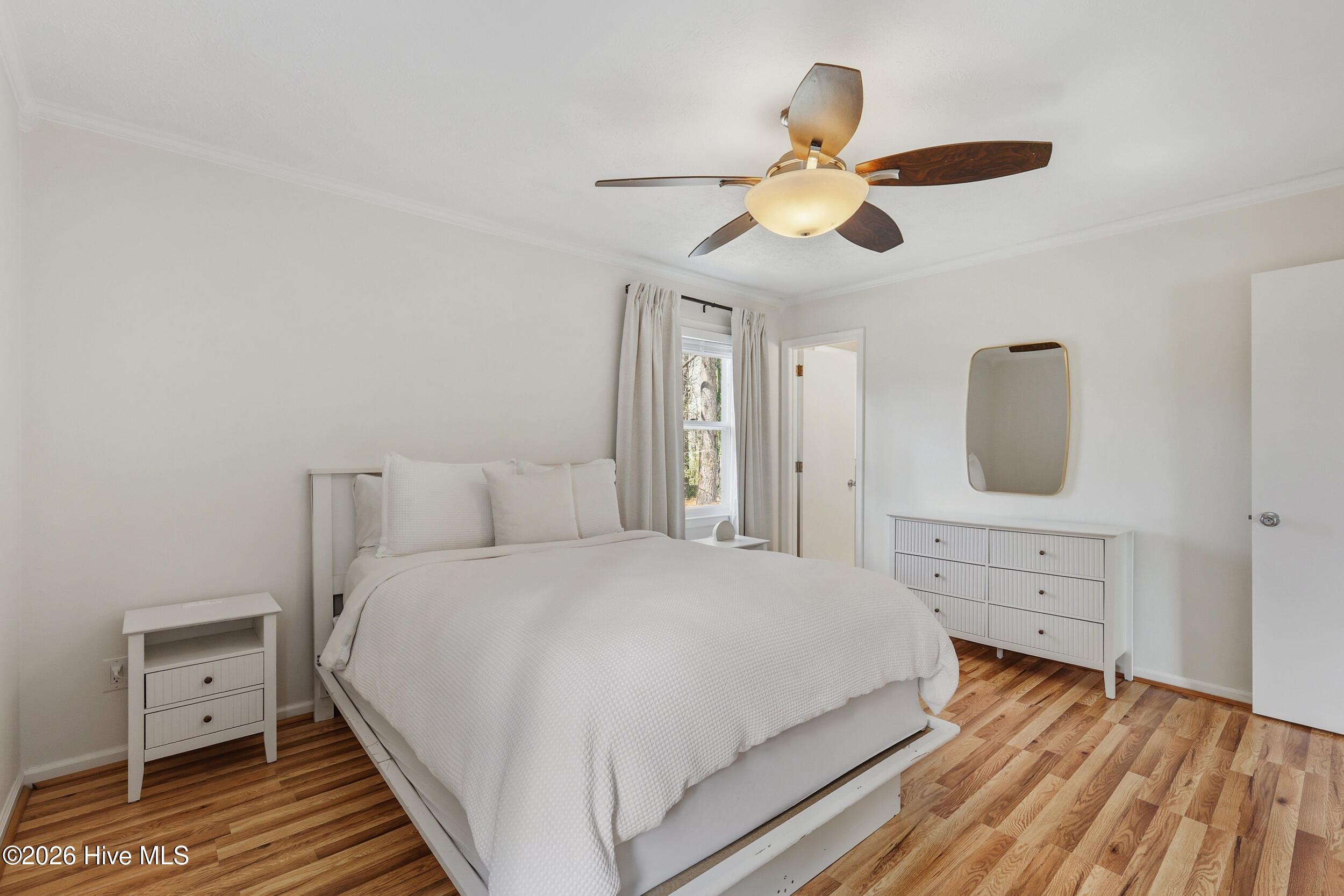 100559679 | Photo 22