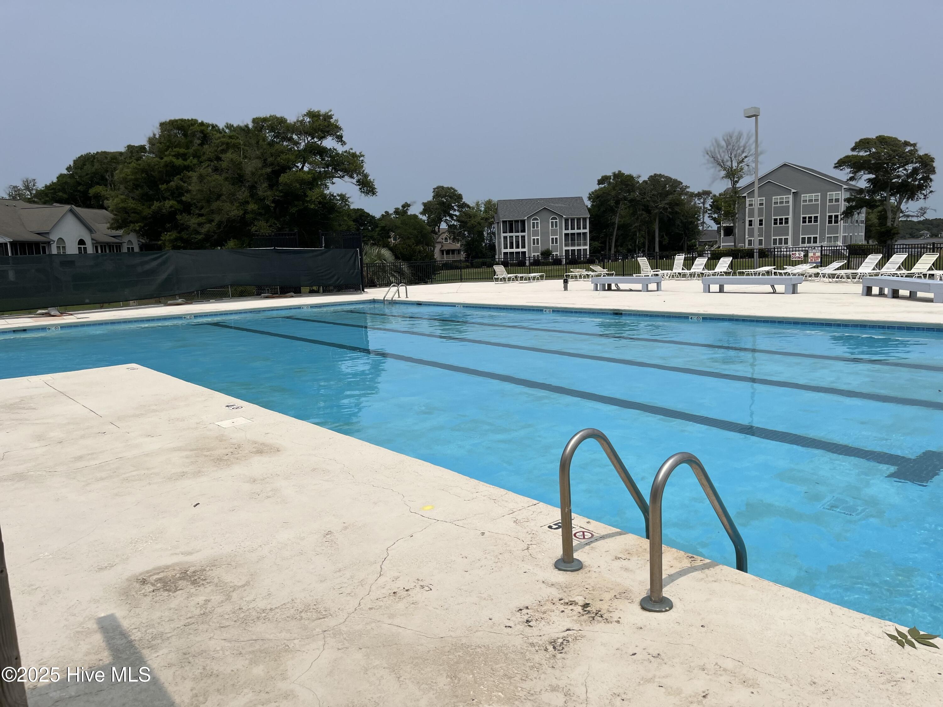 100511764 | Photo 68