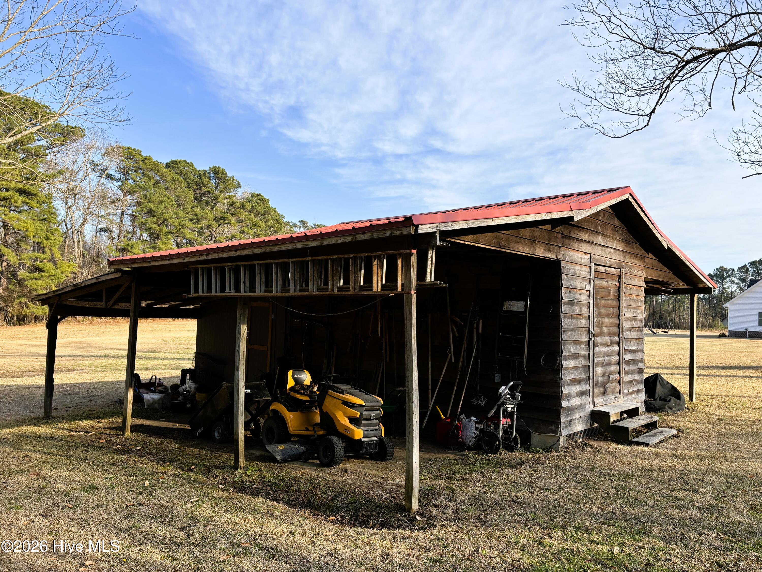 100554196 | Photo 23