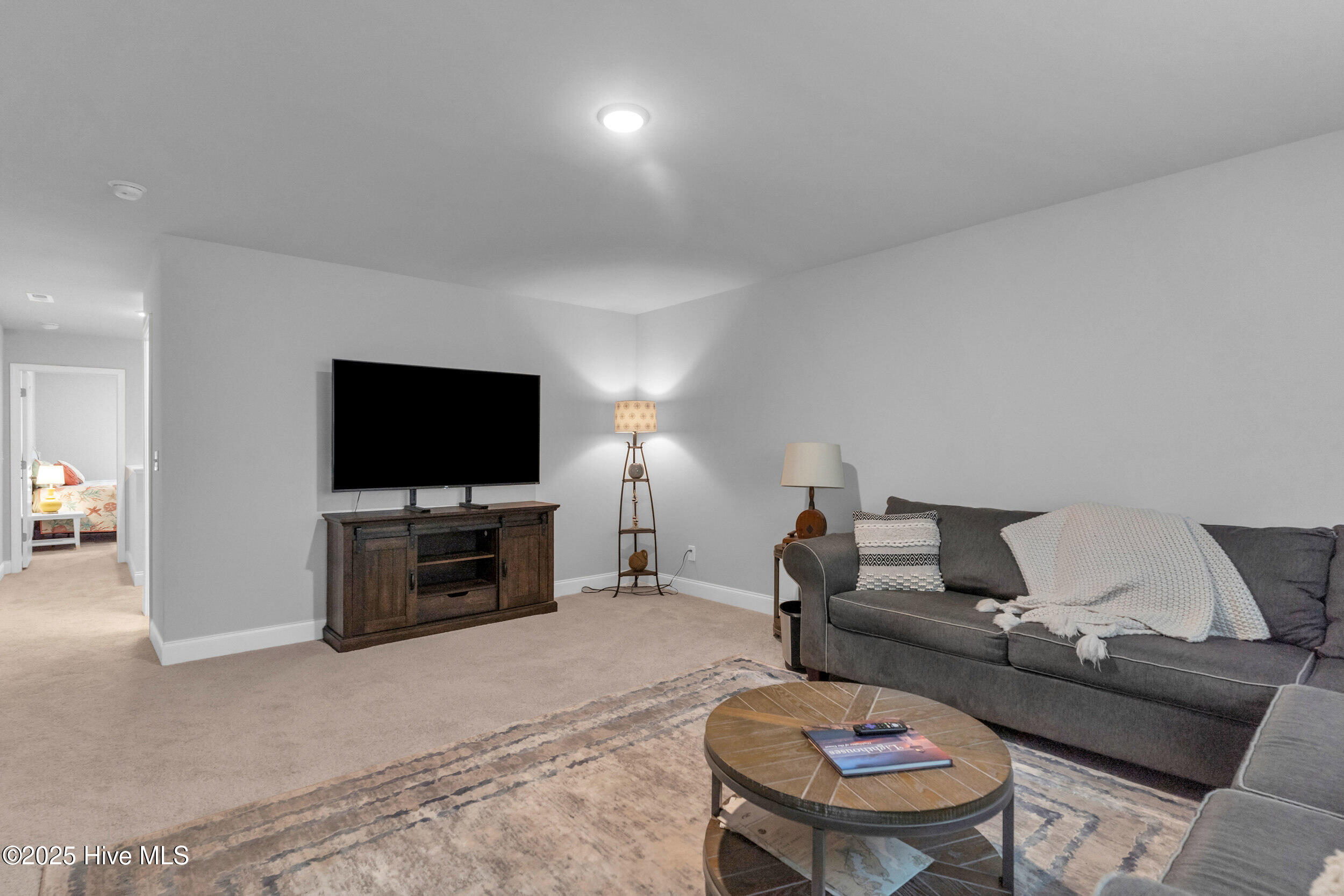 100524627 | Photo 22