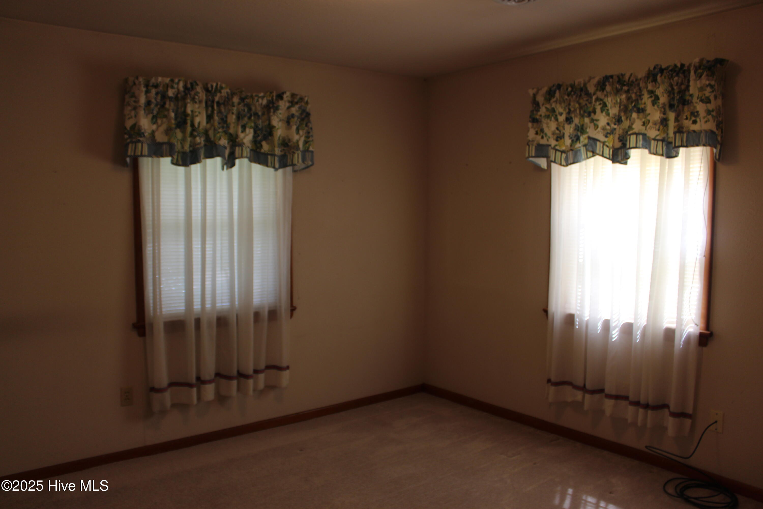 209 Oak Street, Wallace, NC 28466 – photo 11: IMG_0012