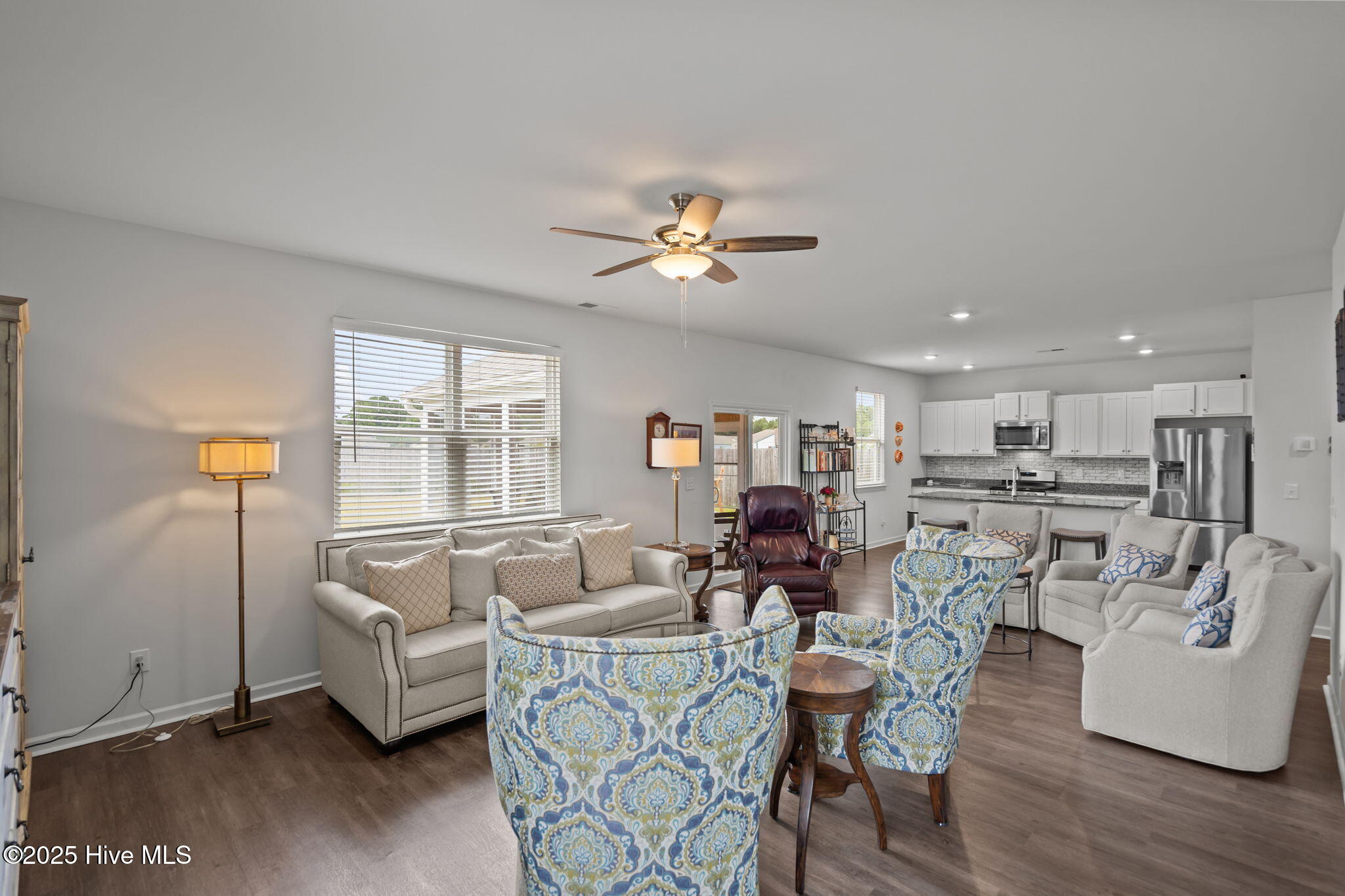 100532297 | Photo 10