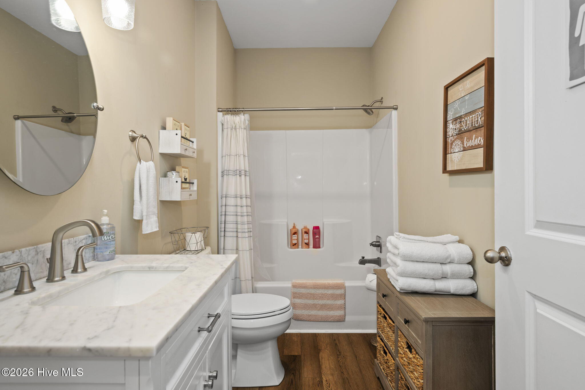 100565691 | Photo 48