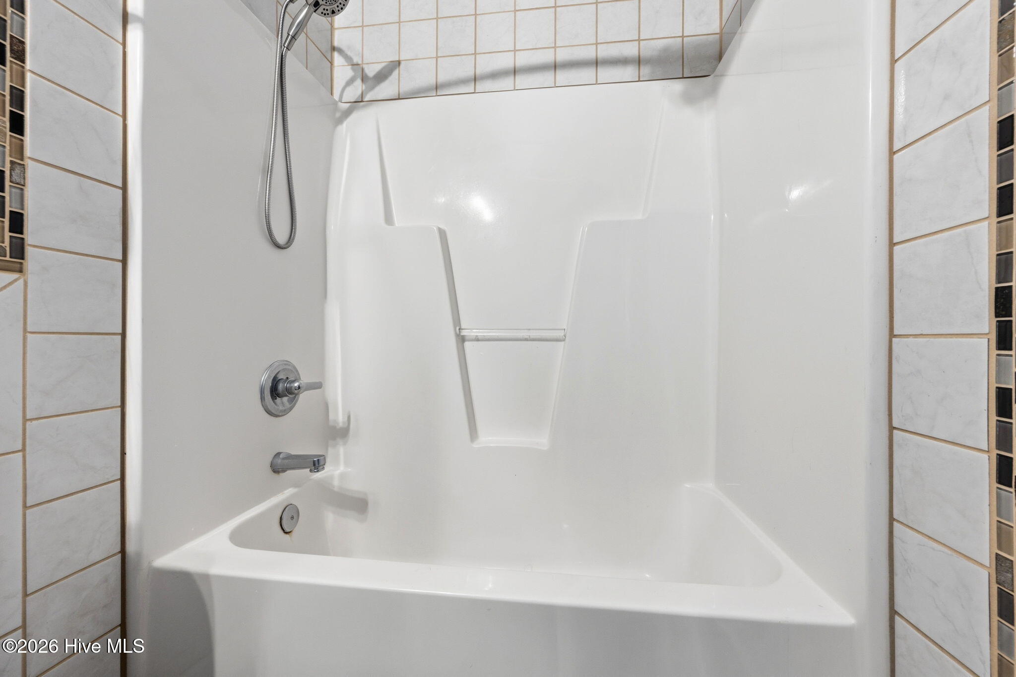 204 Wedgefield Circle,Maple Hill