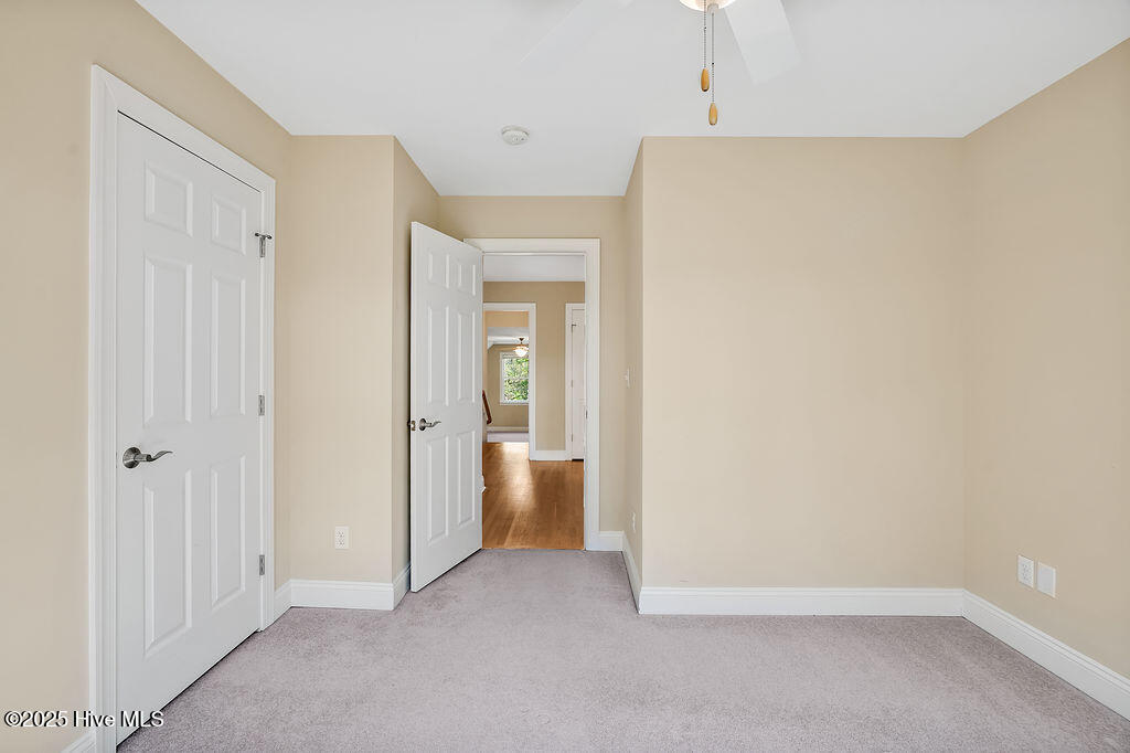 100531319 | Photo 27