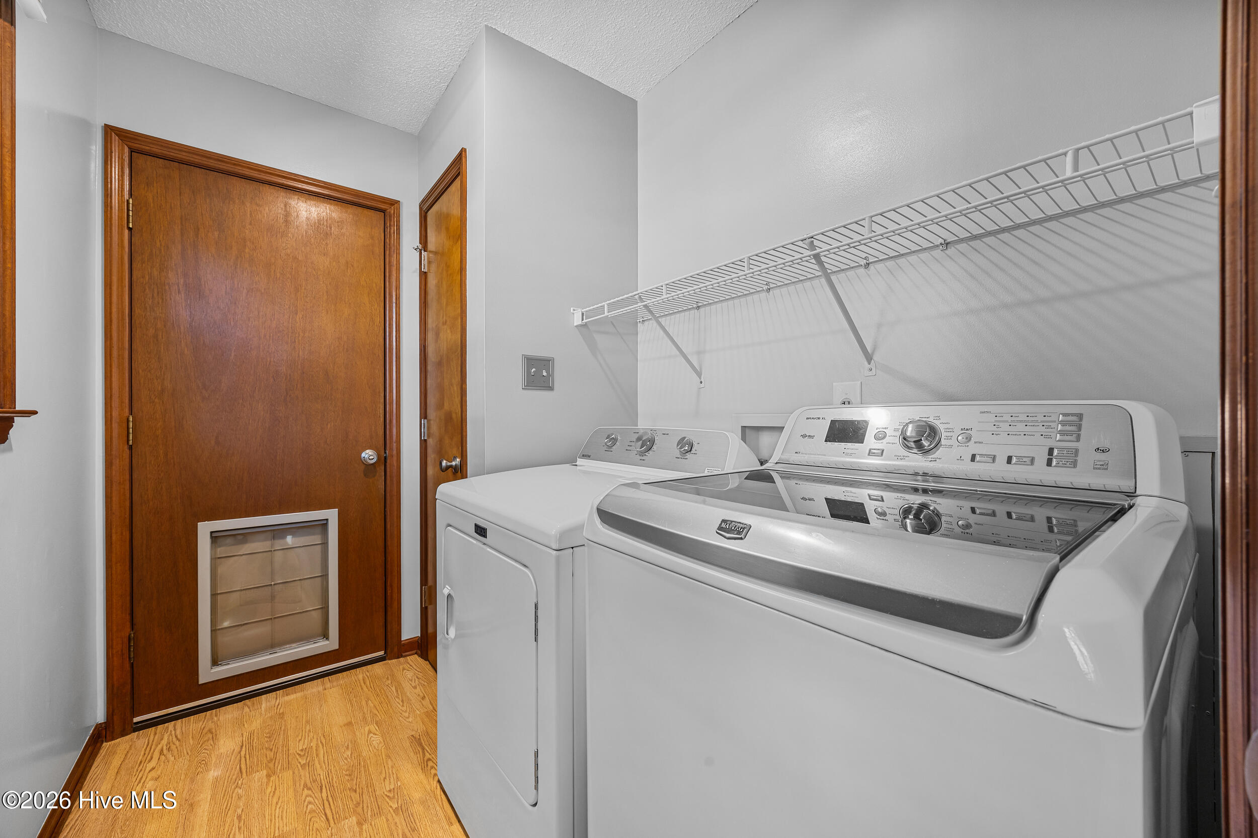 100565895 | Photo 36