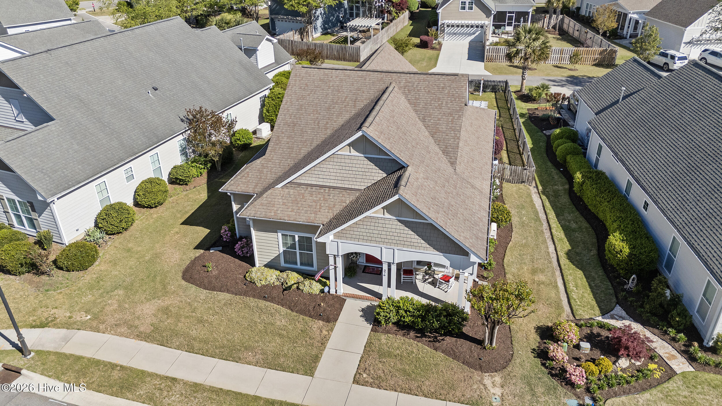 100567413 | Photo 32