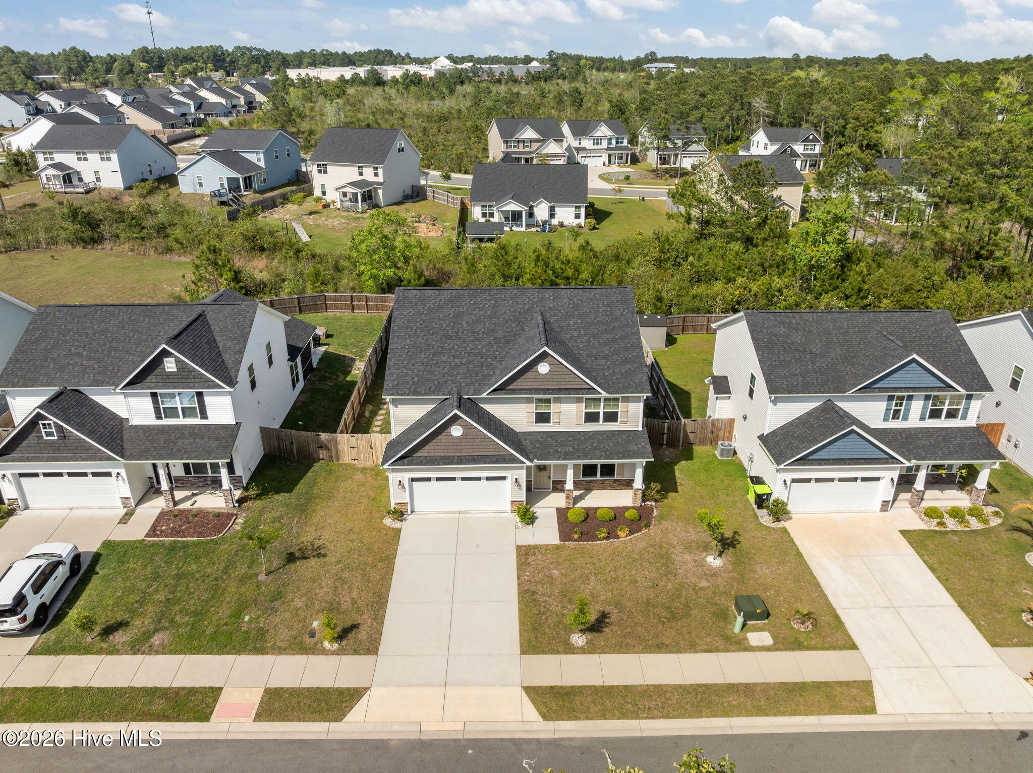 100567442 | Photo 48