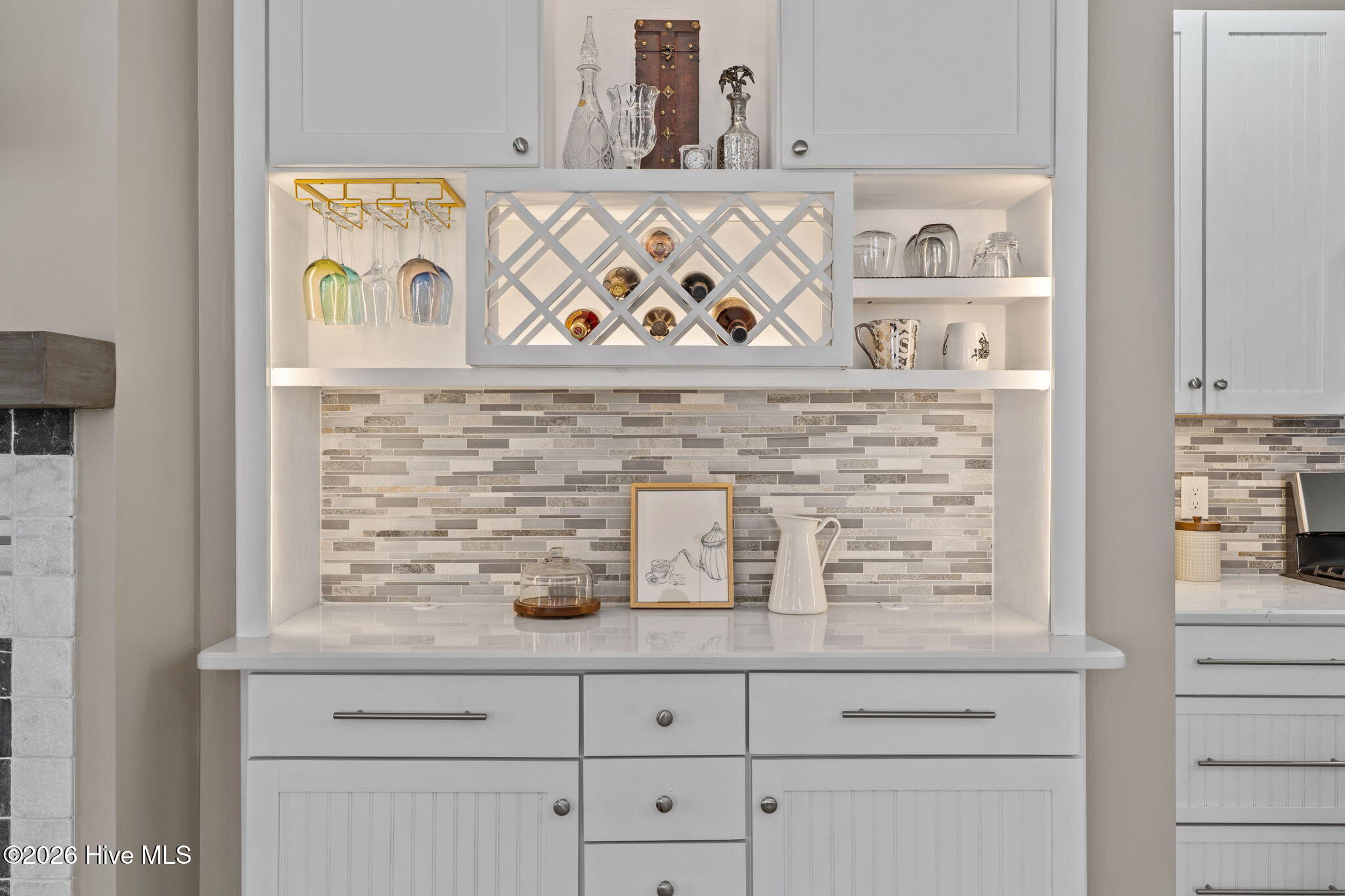 100562744 | Photo 23