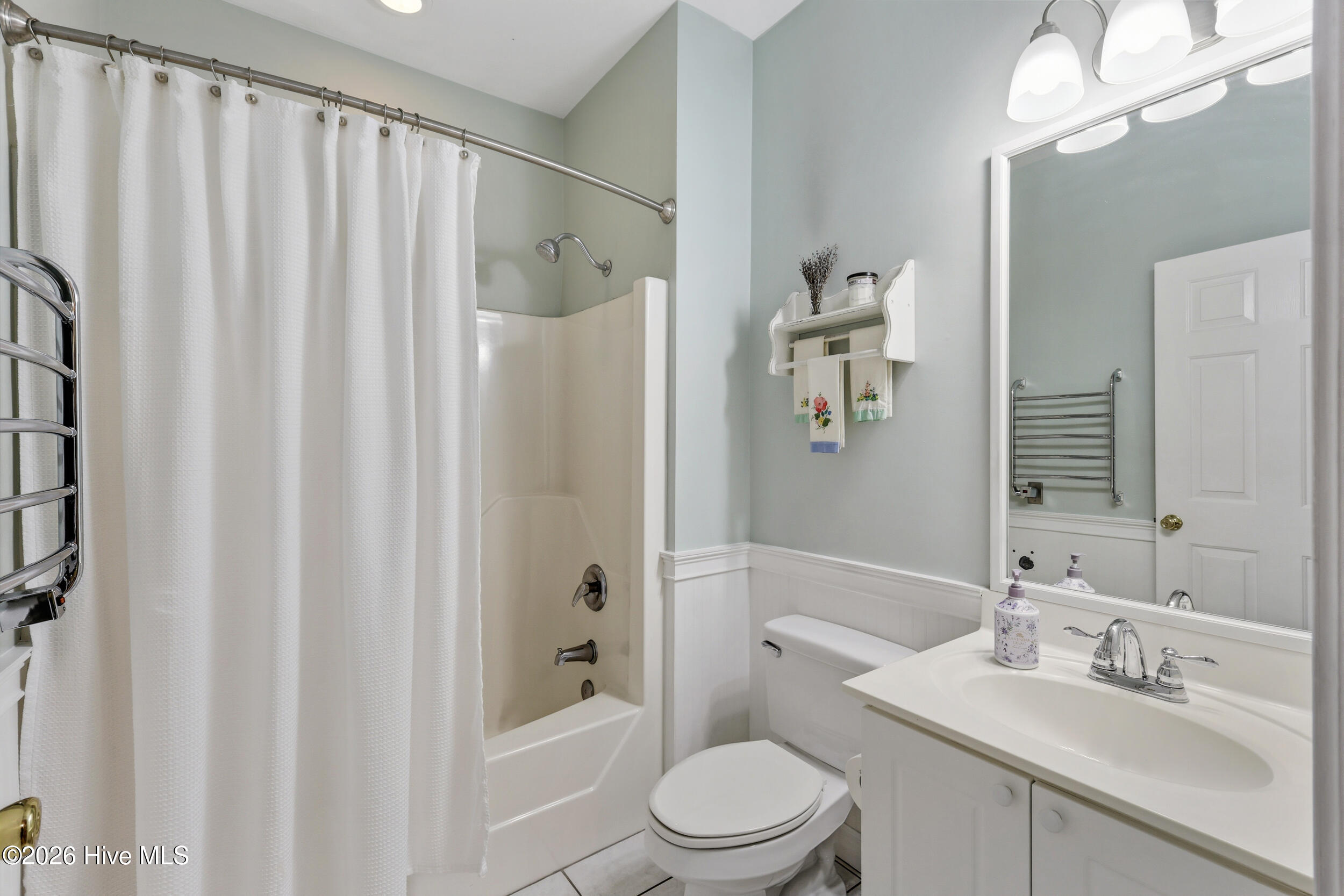 100568942 | Photo 24