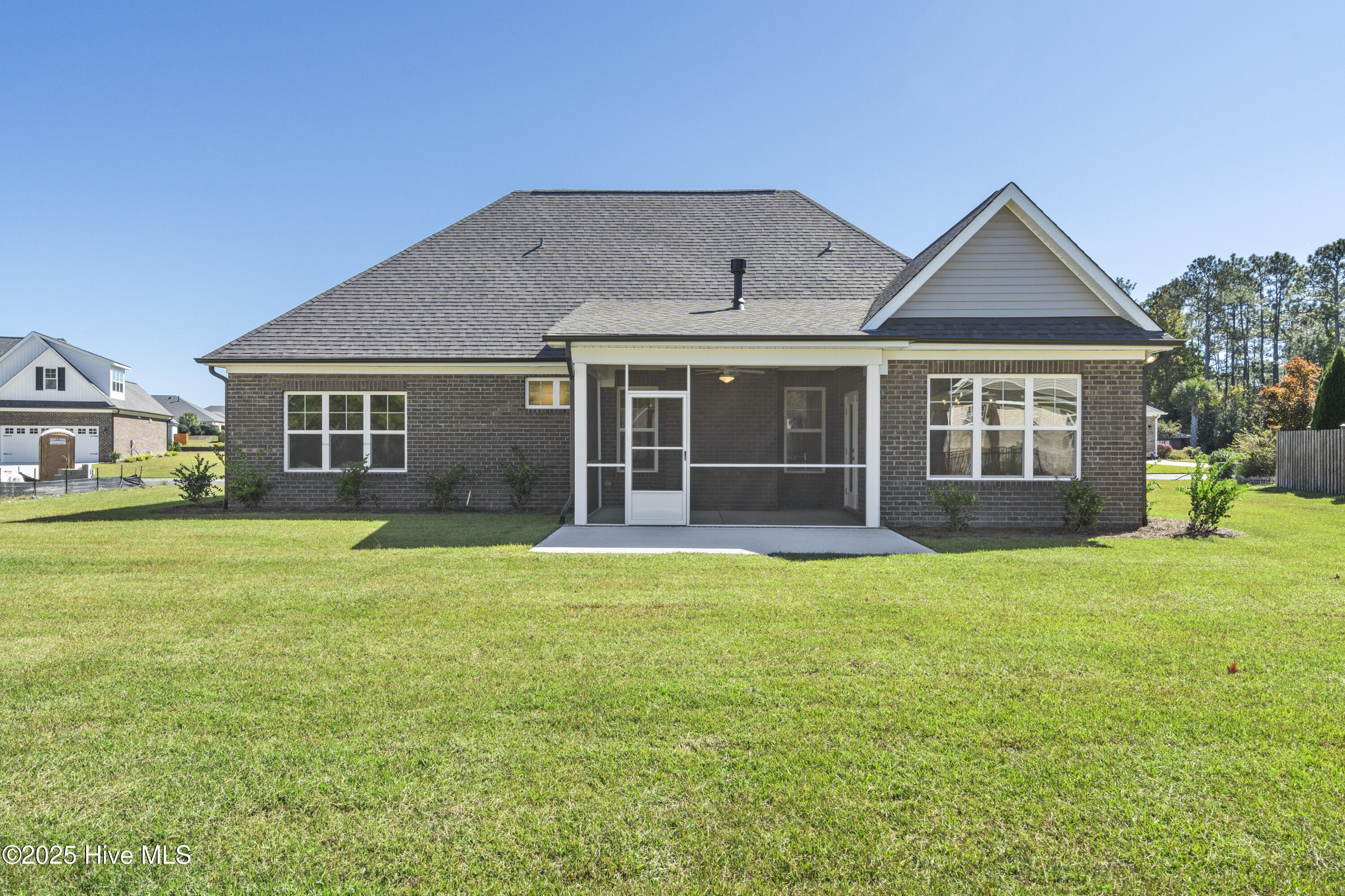 100515288 | Photo 39