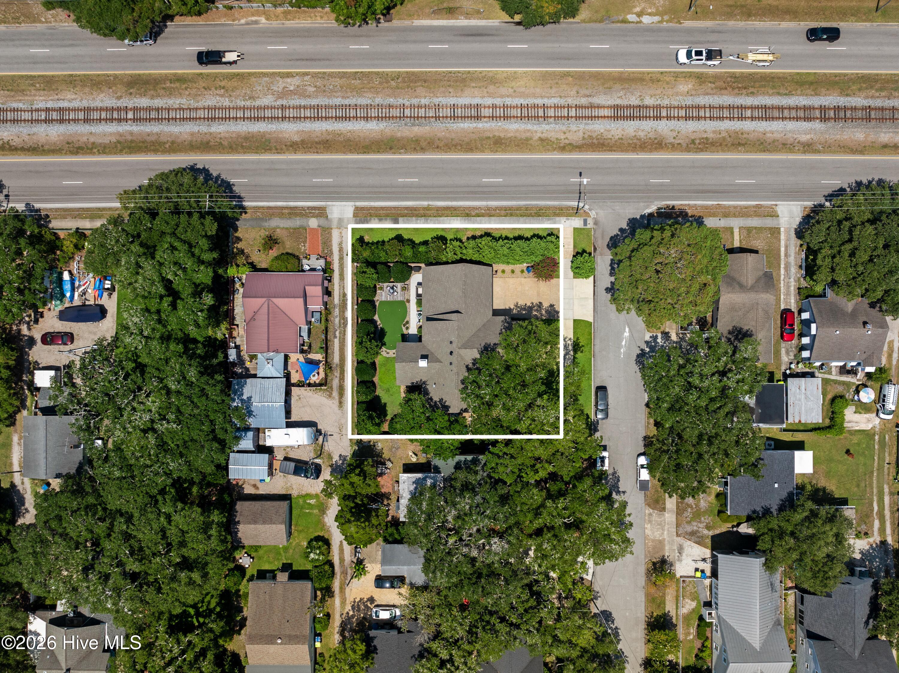 100 S 27th Street,Morehead City