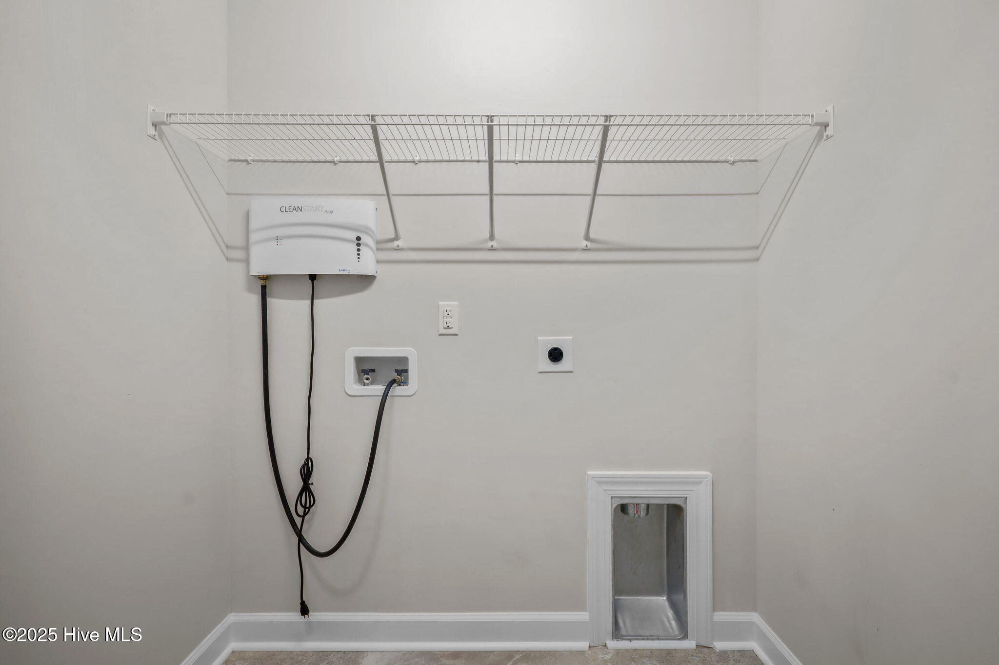 10-web-or-mls-249 Shallowbag Bay Ln. 27