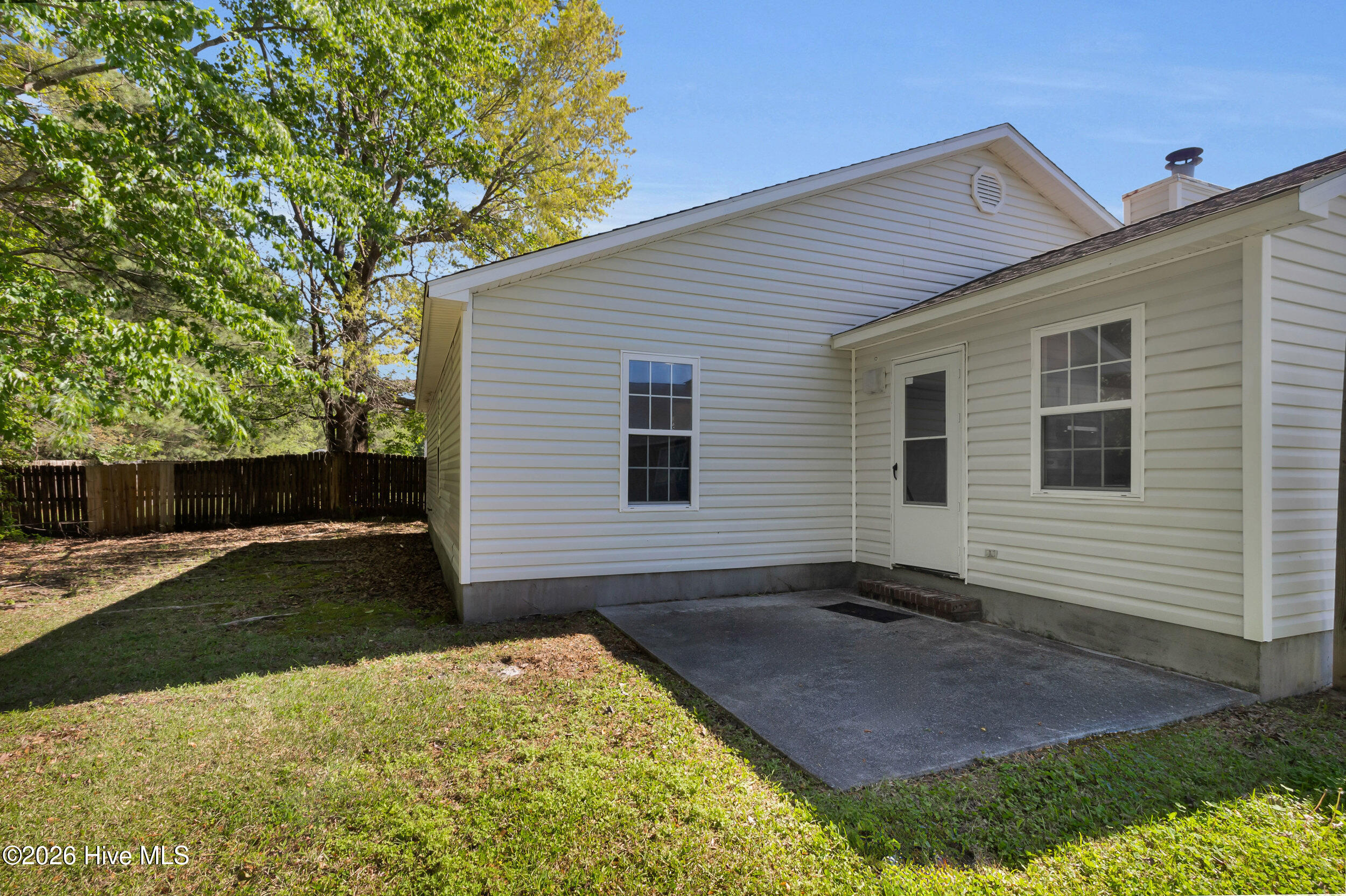 100566556 | Photo 25