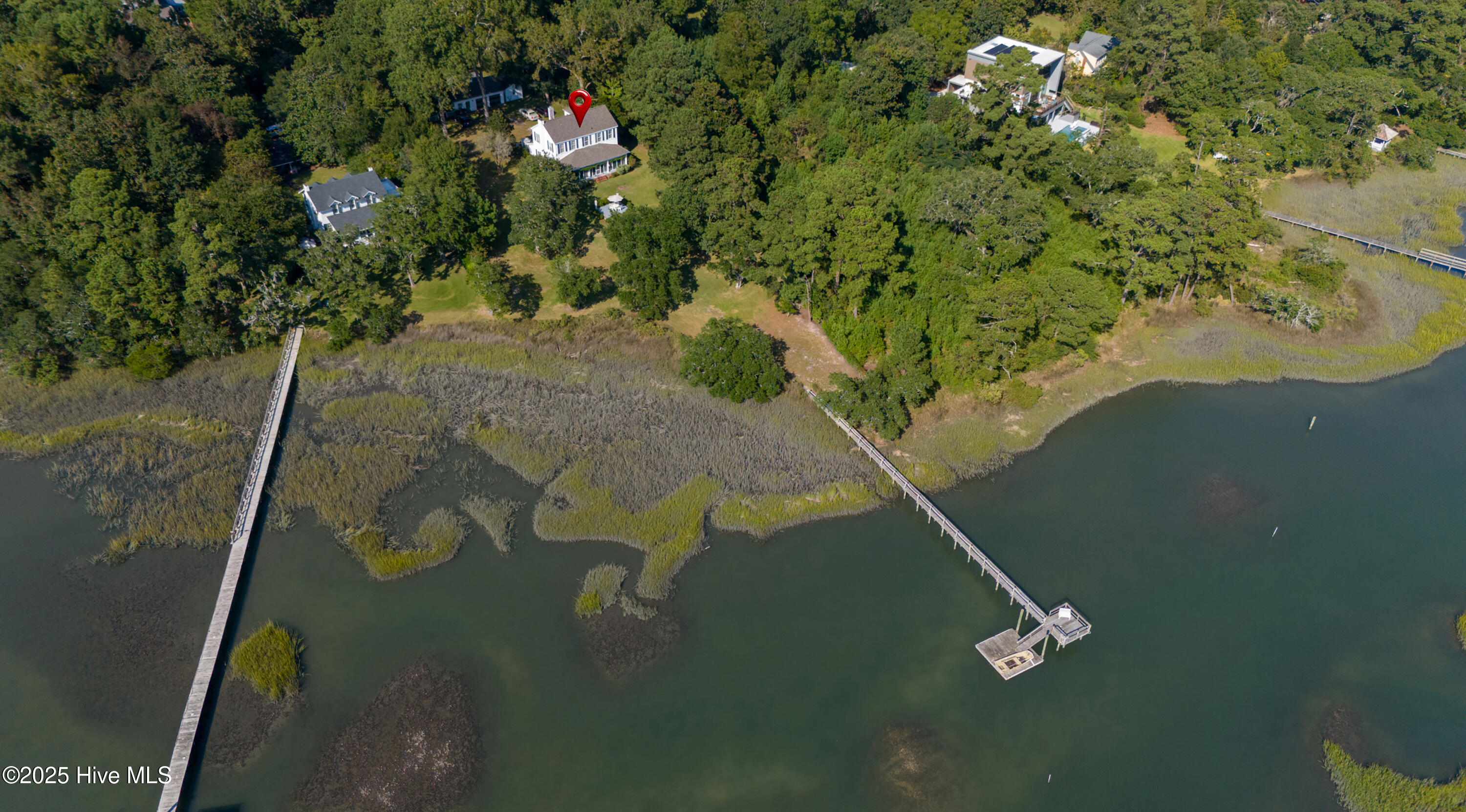 100535774 | Photo 24