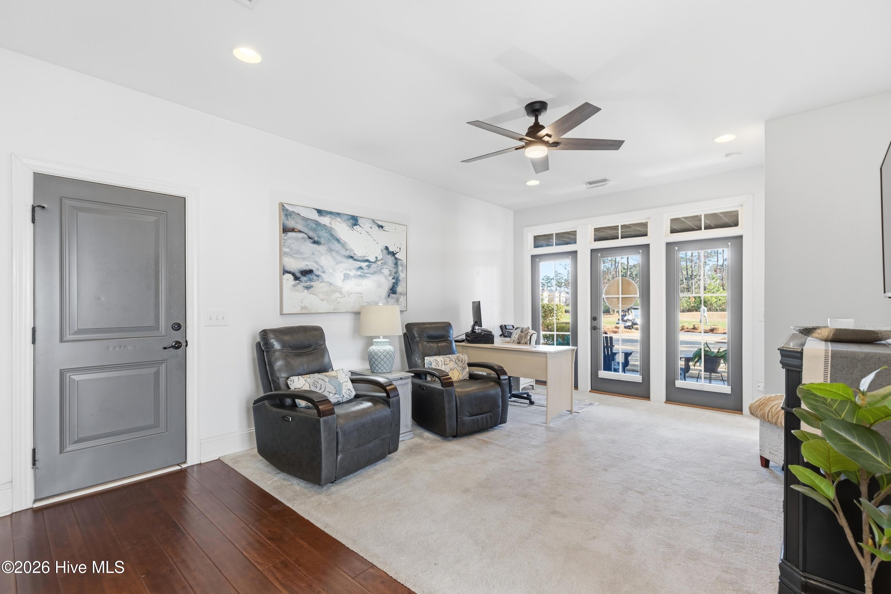 100556078 | Photo 52