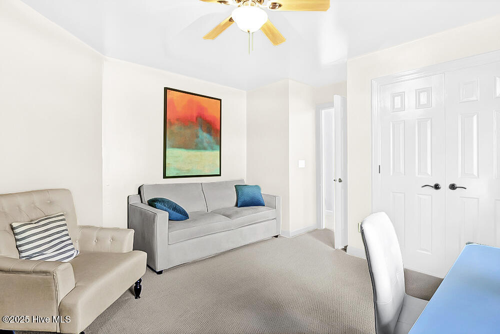 100551135 | Photo 27