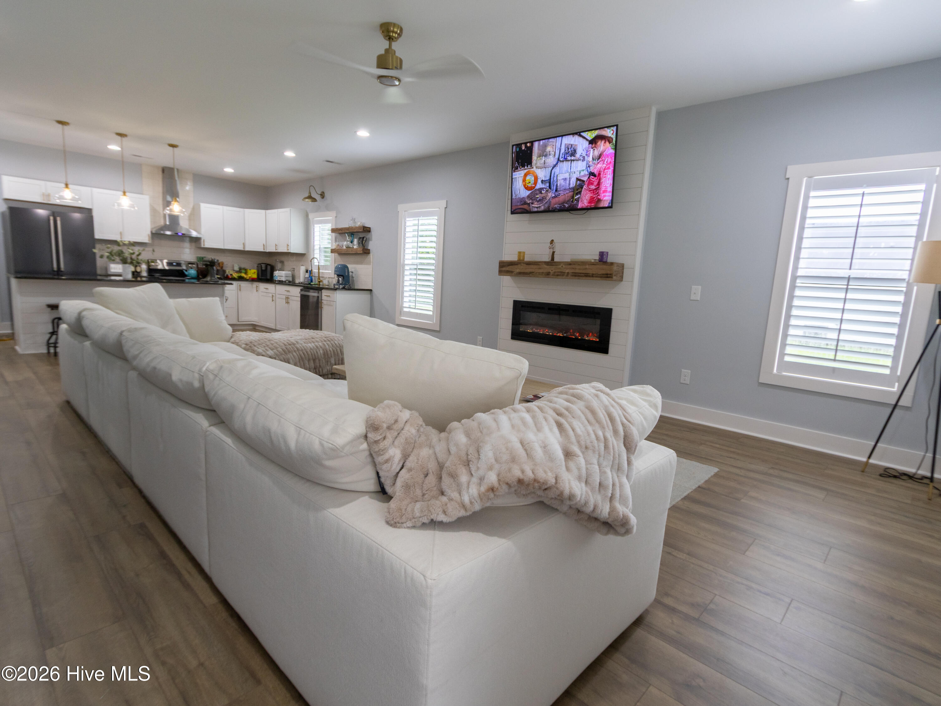 1679 N Nc 111, Pink Hill, NC 28572 – photo 5: Living Room