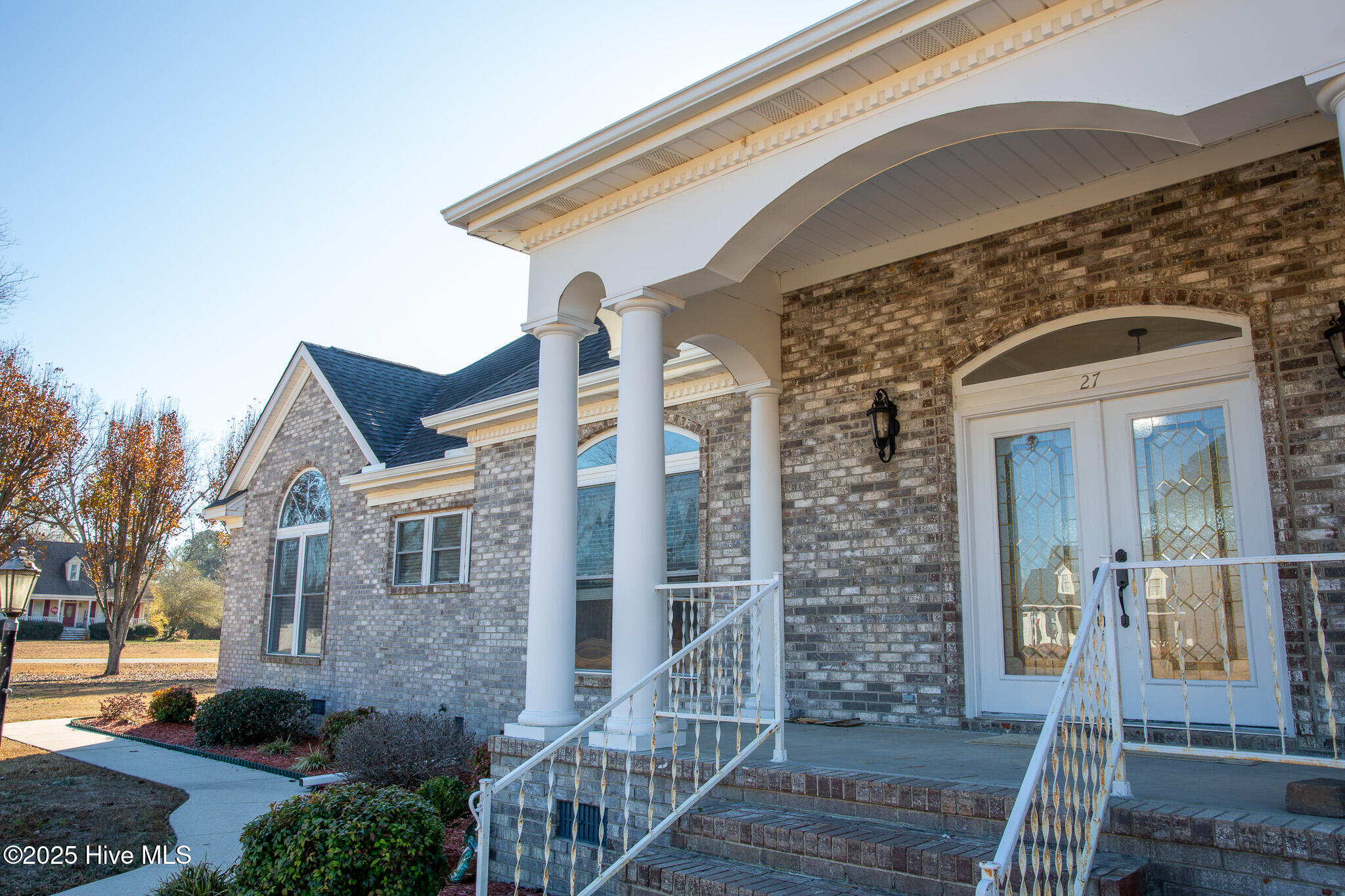 100546342 | Photo 10