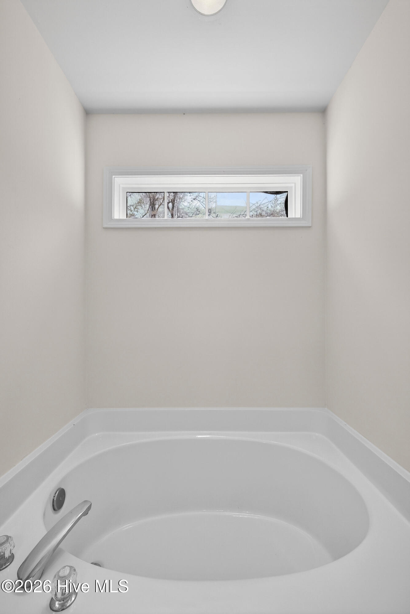 100562659 | Photo 22