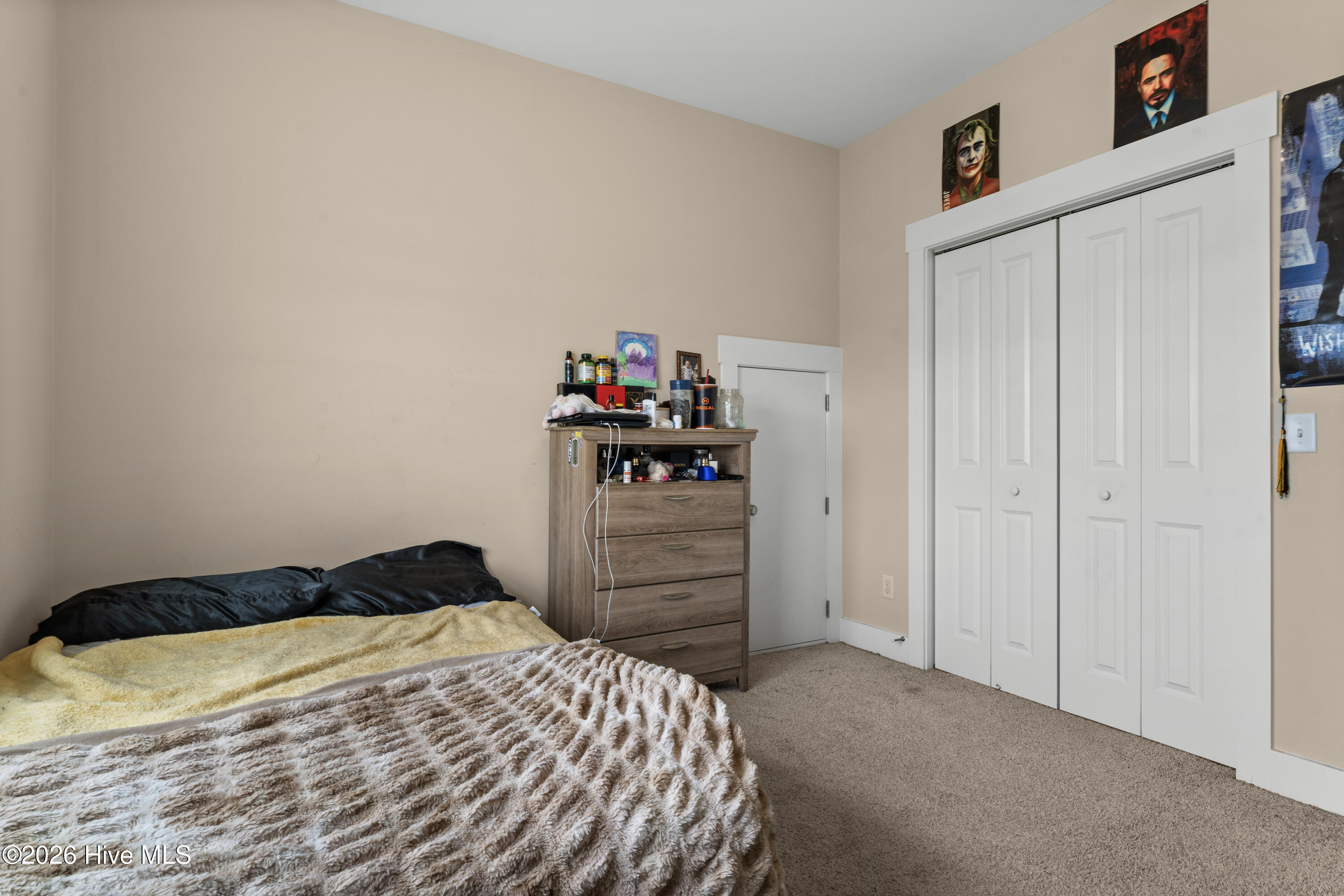 100569273 | Photo 39