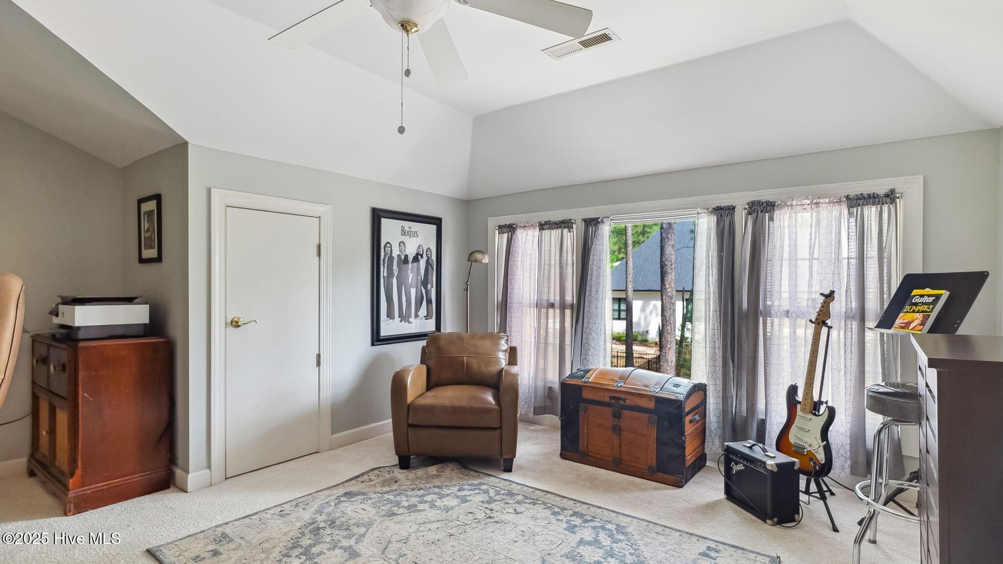 5 Wake Forest Court