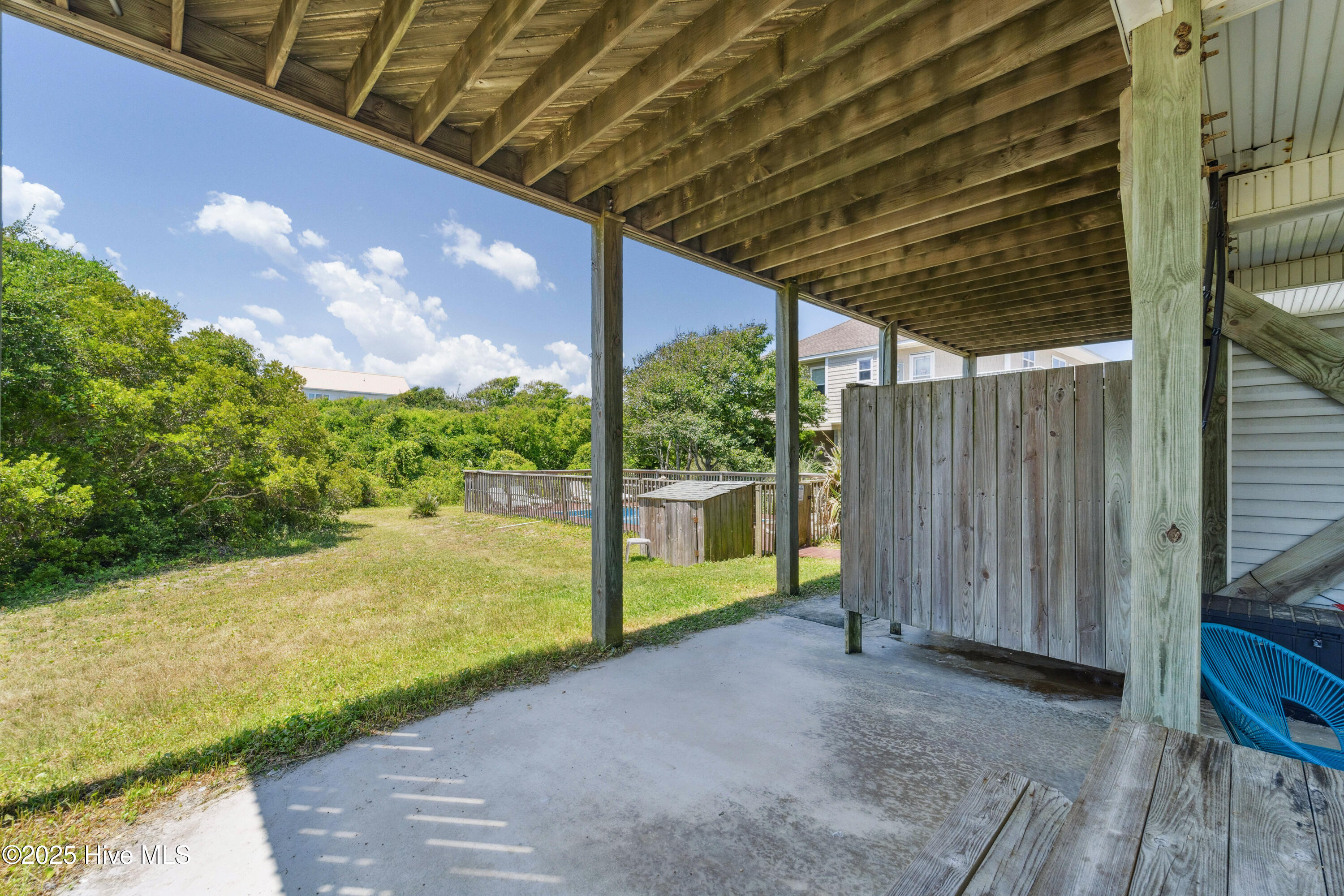 100556675 | Photo 10