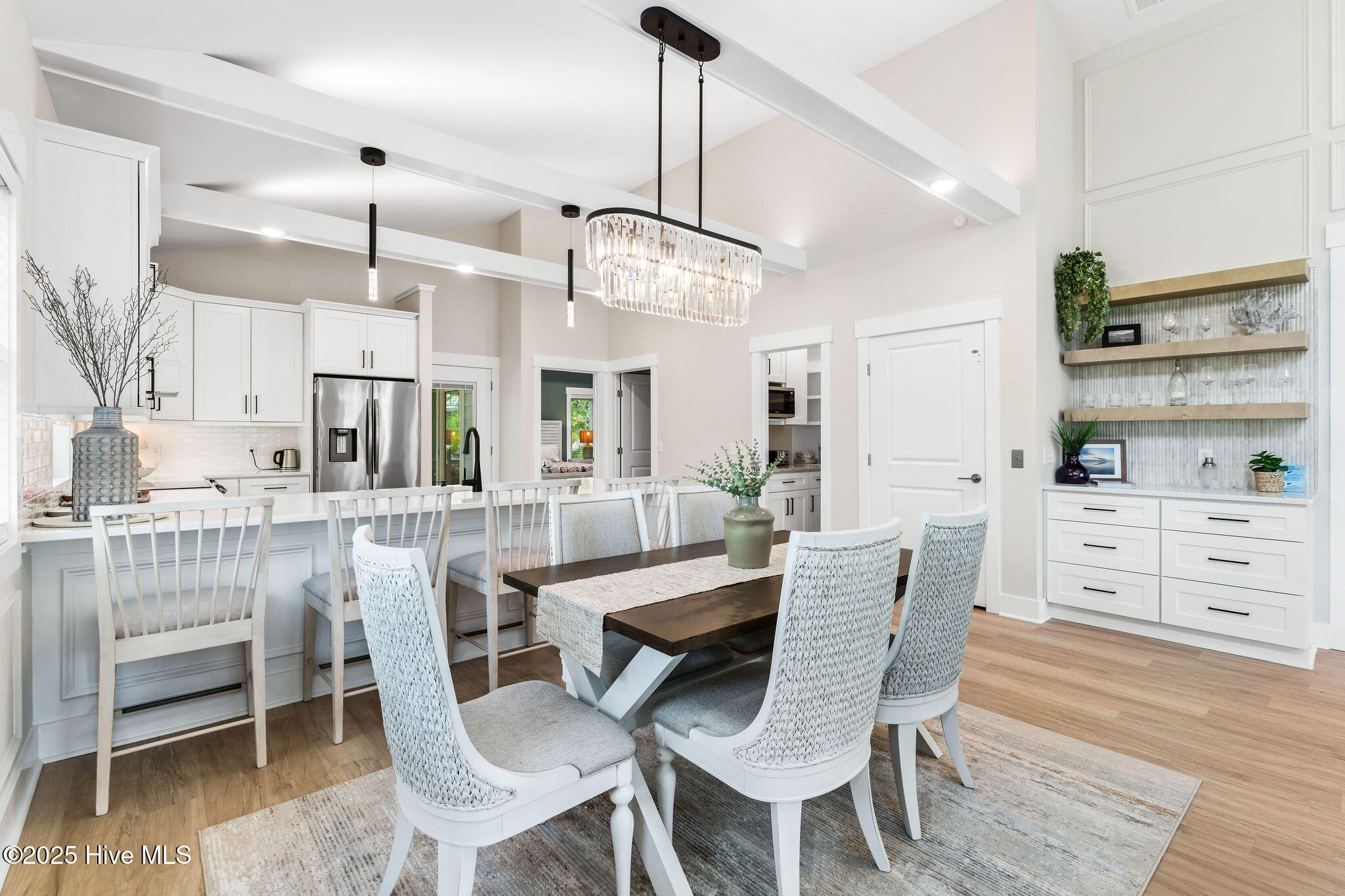 100555658 | Photo 18