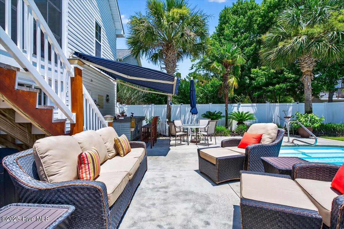 100514945 | Photo 44