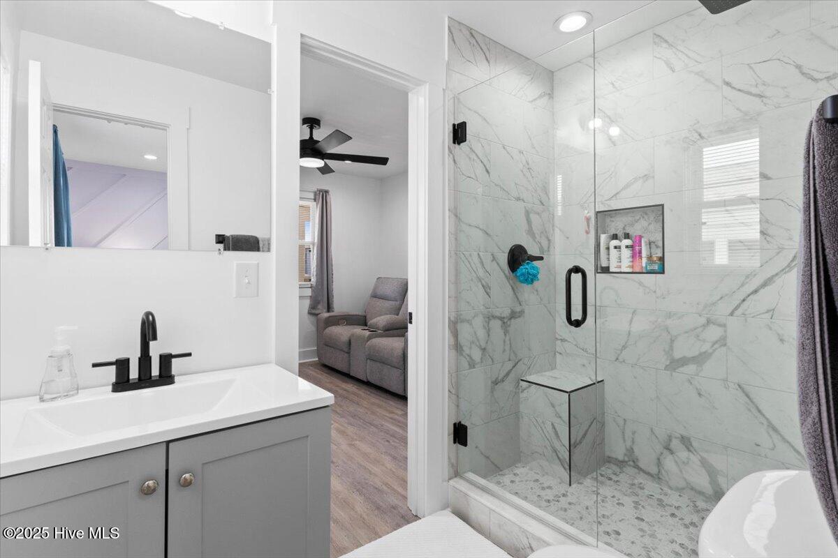 100500774 | Photo 27