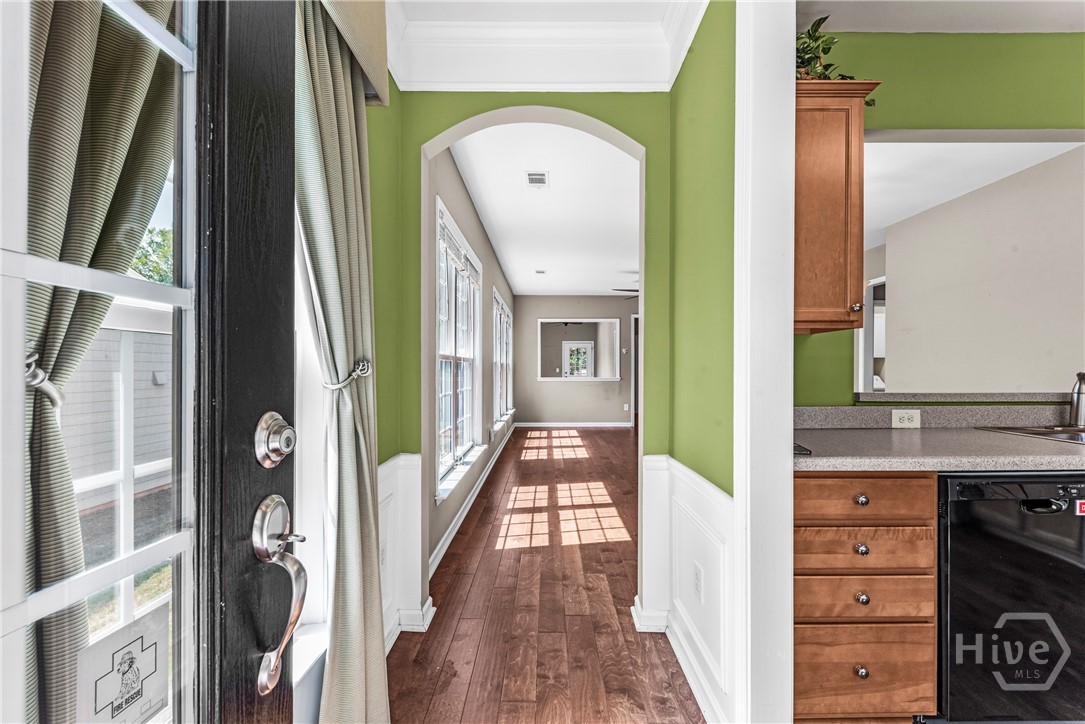 Photo 3 of Single family home for sale at 1050 Flt Rock St, Greensboro, GA 30642 | MLS# CL366119 | Listing updated on 2026-10-08