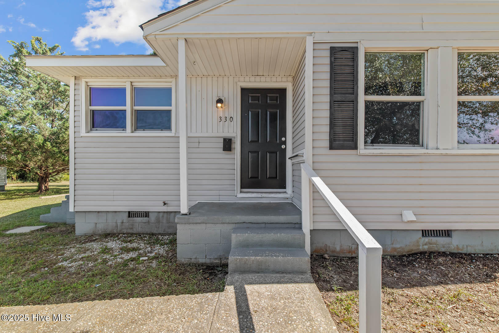 100532312 | Photo 32