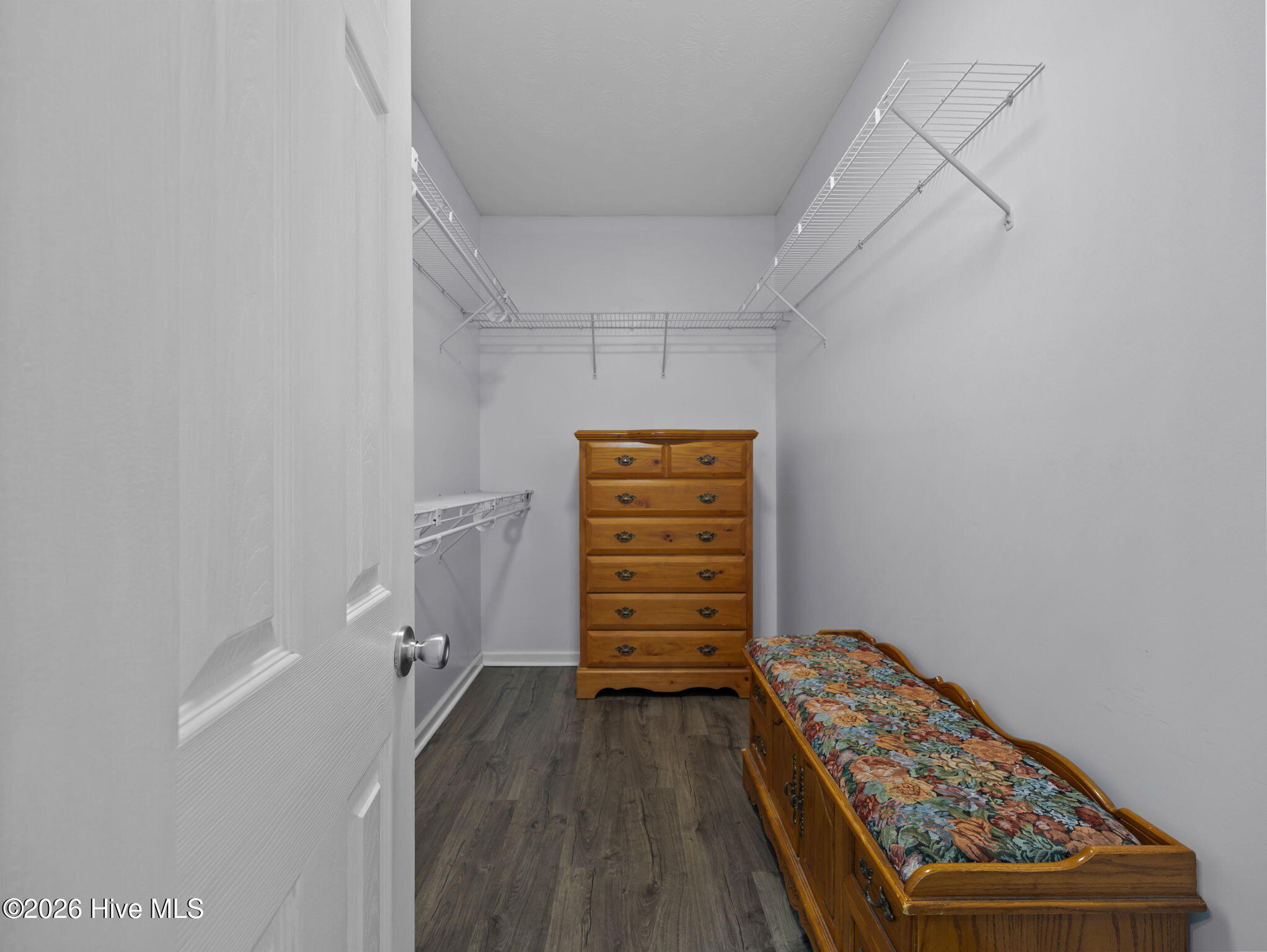 100567652 | Photo 24