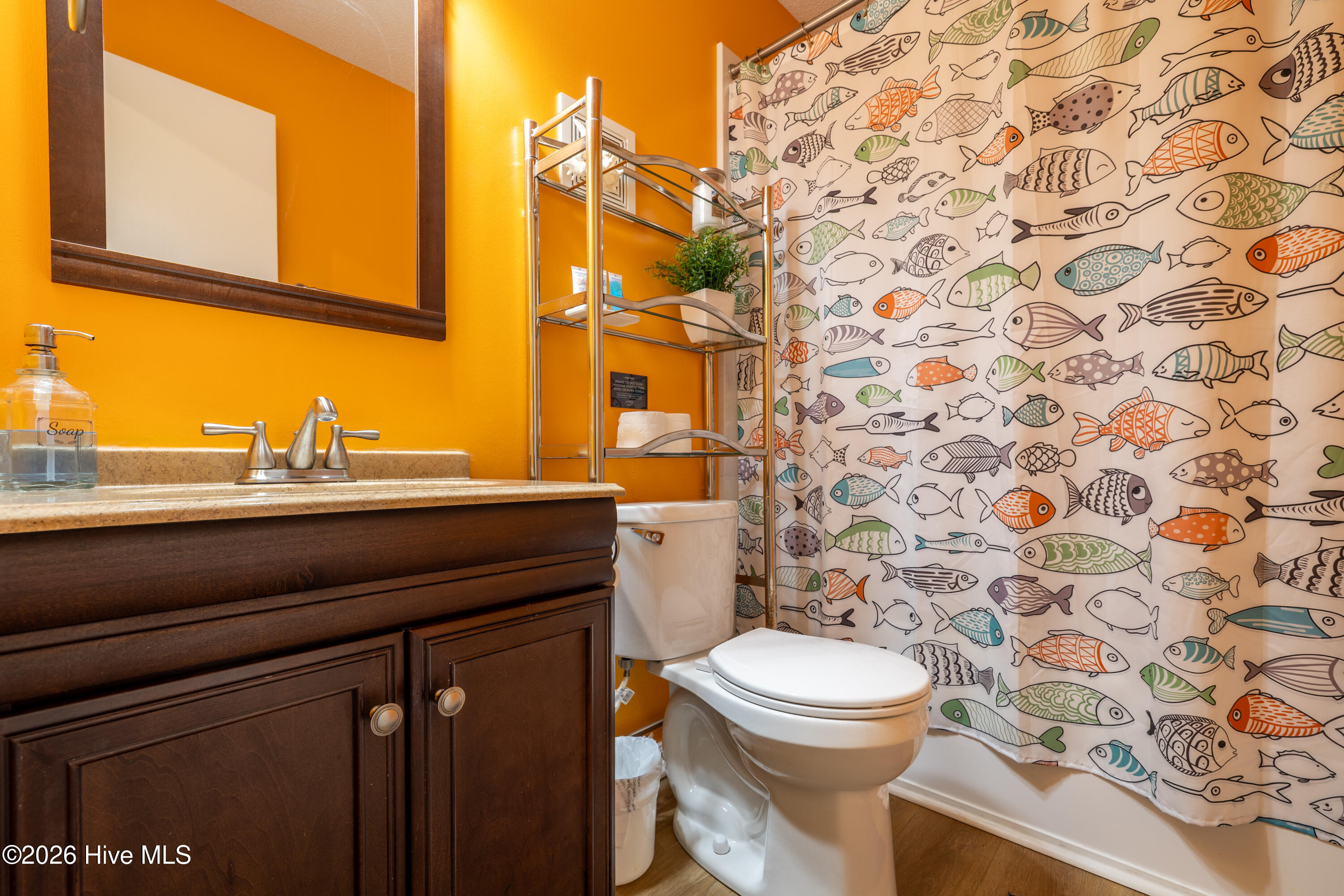 100550308 | Photo 28