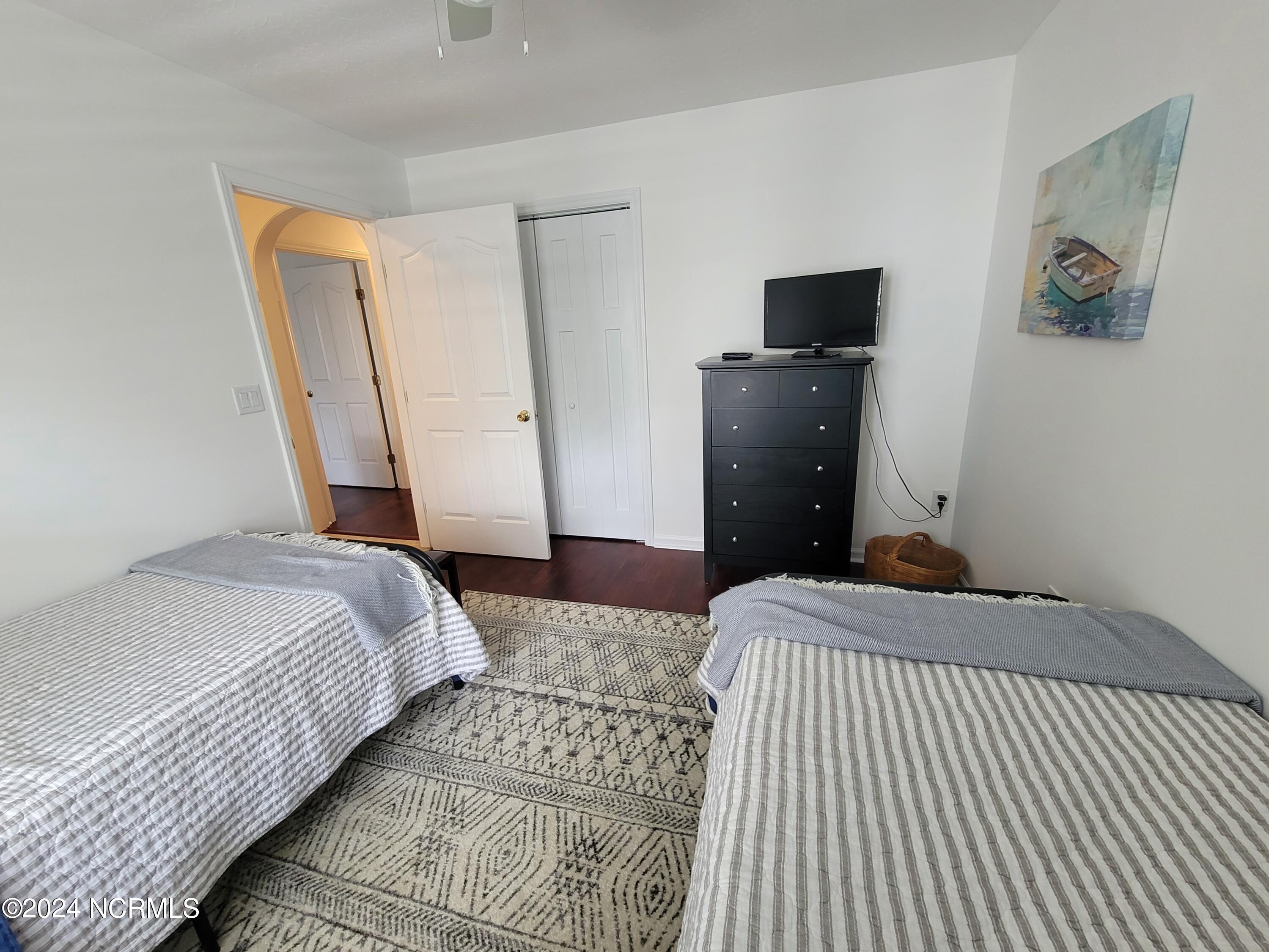 100565776 | Photo 20