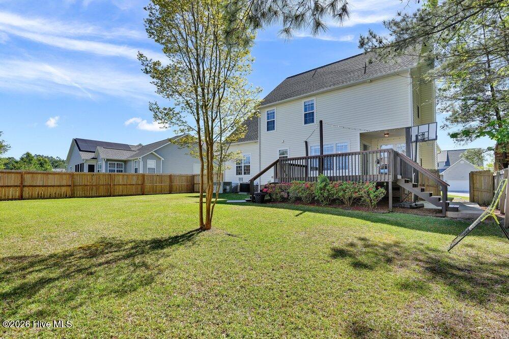 100567145 | Photo 42