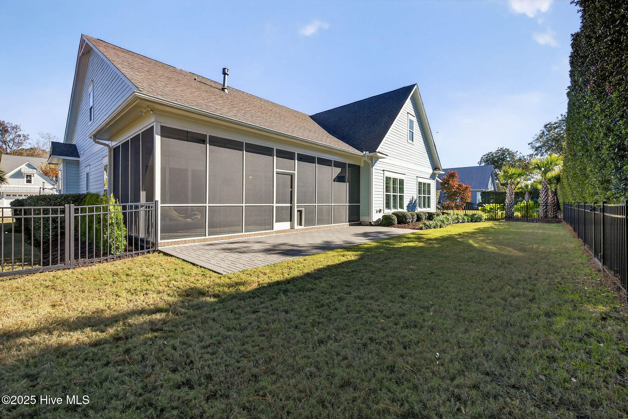 100512498 | Photo 59