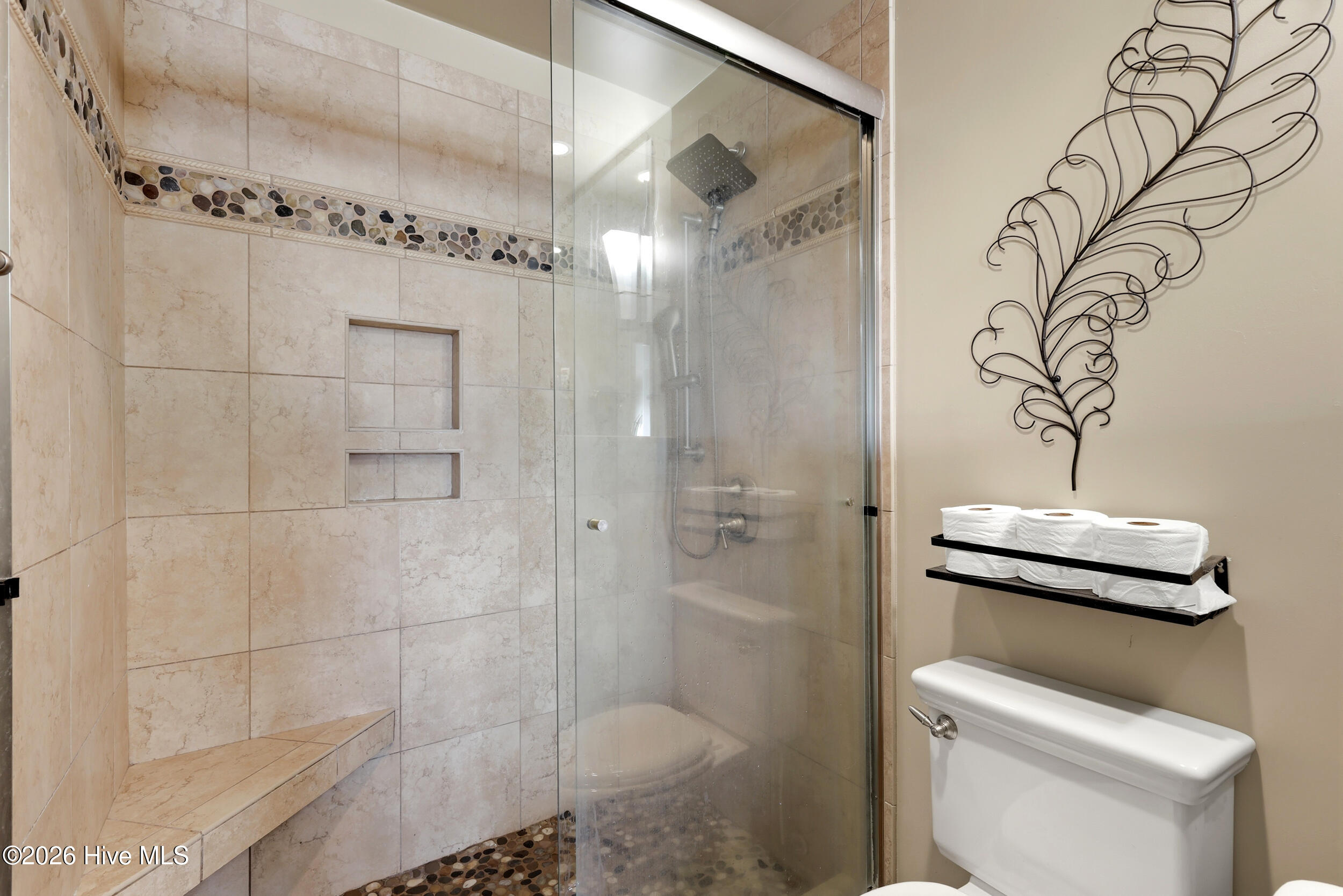 100534046 | Photo 22