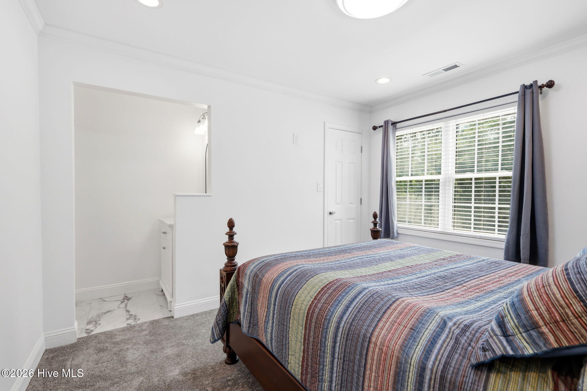 138 Yacht Club Drive,Newport