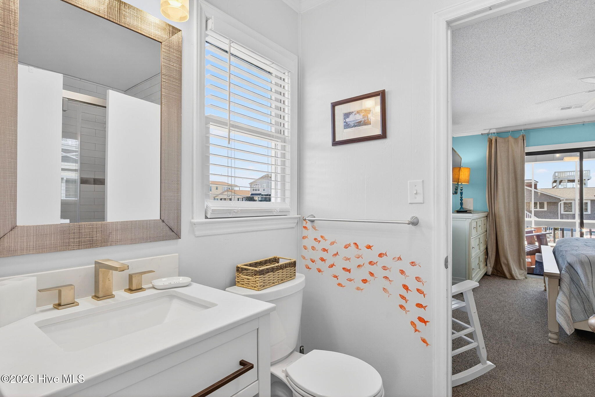 100554629 | Photo 24