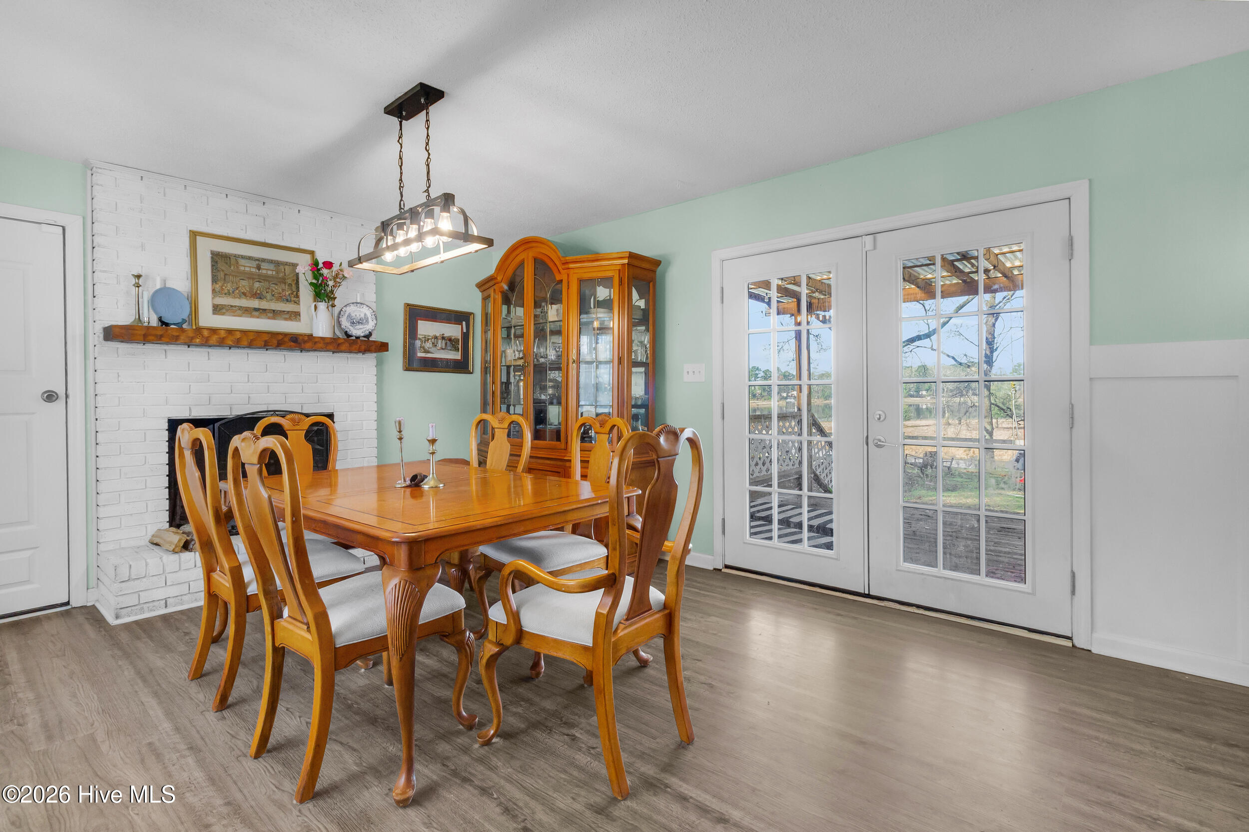 100560236 | Photo 12