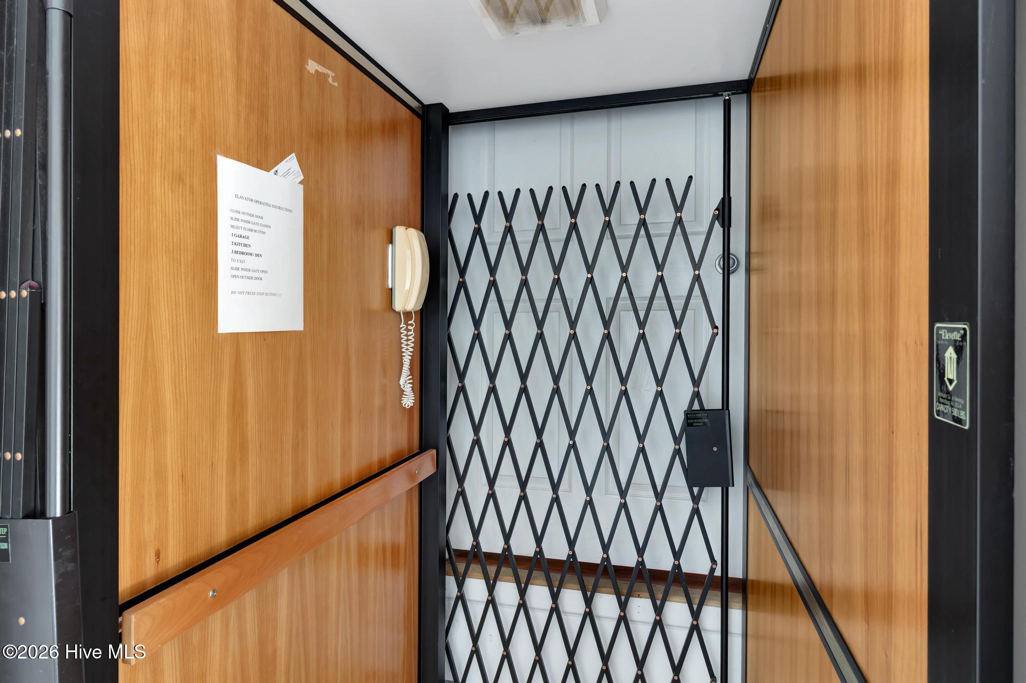 100569347 | Photo 37