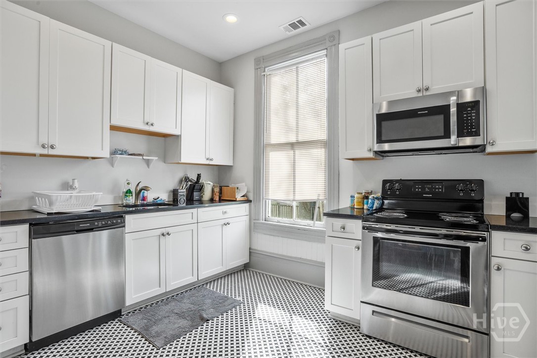 21 W 36th Street, Savannah, GA, 31401