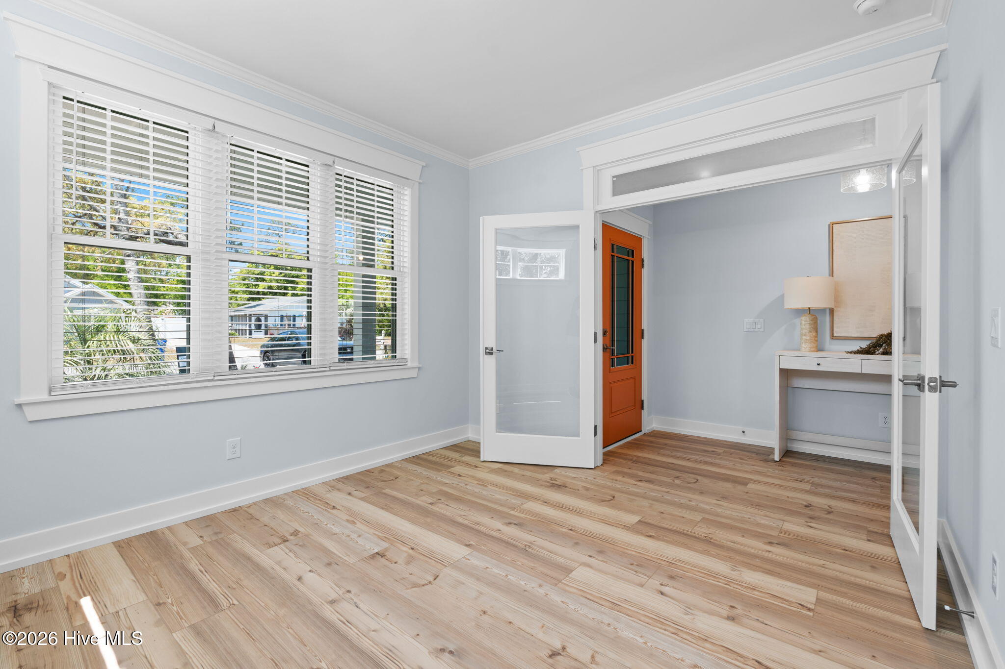 100546665 | Photo 44