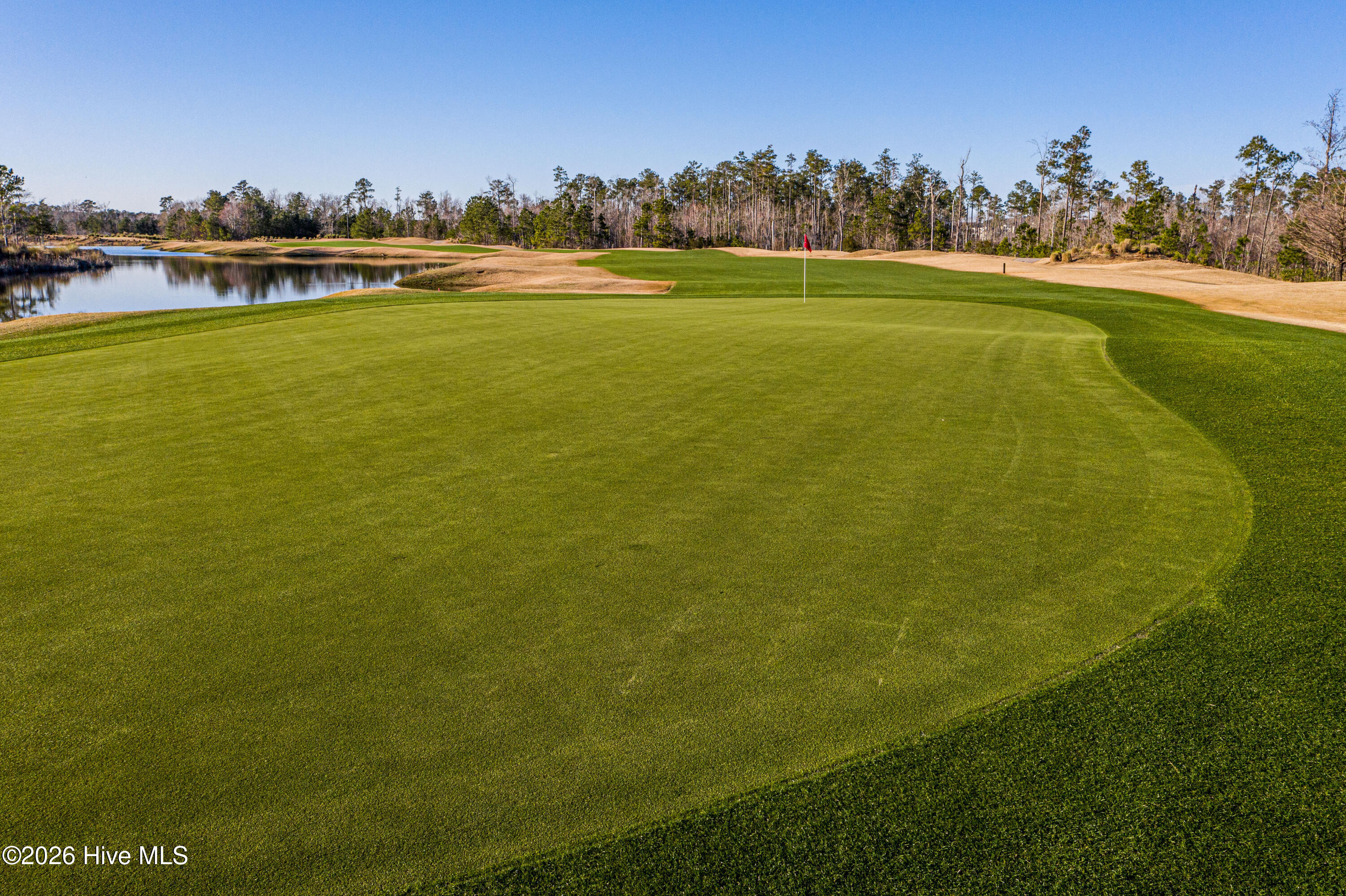 100564215 | Photo 82