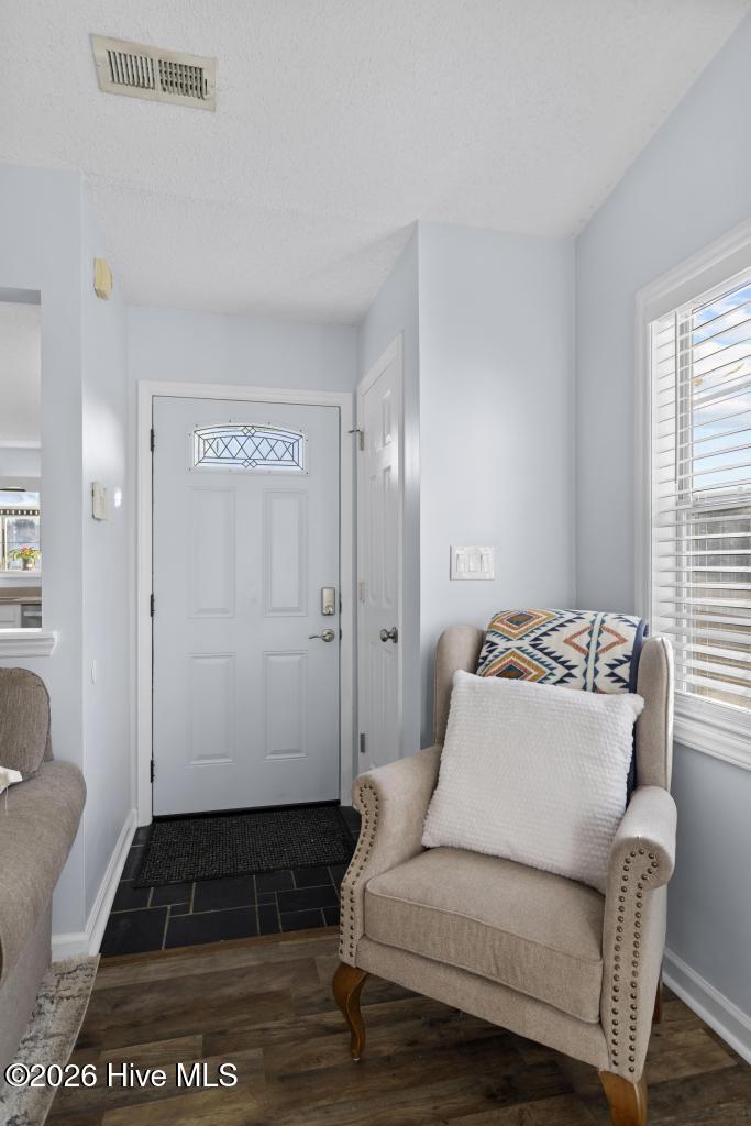 100553305 | Photo 10