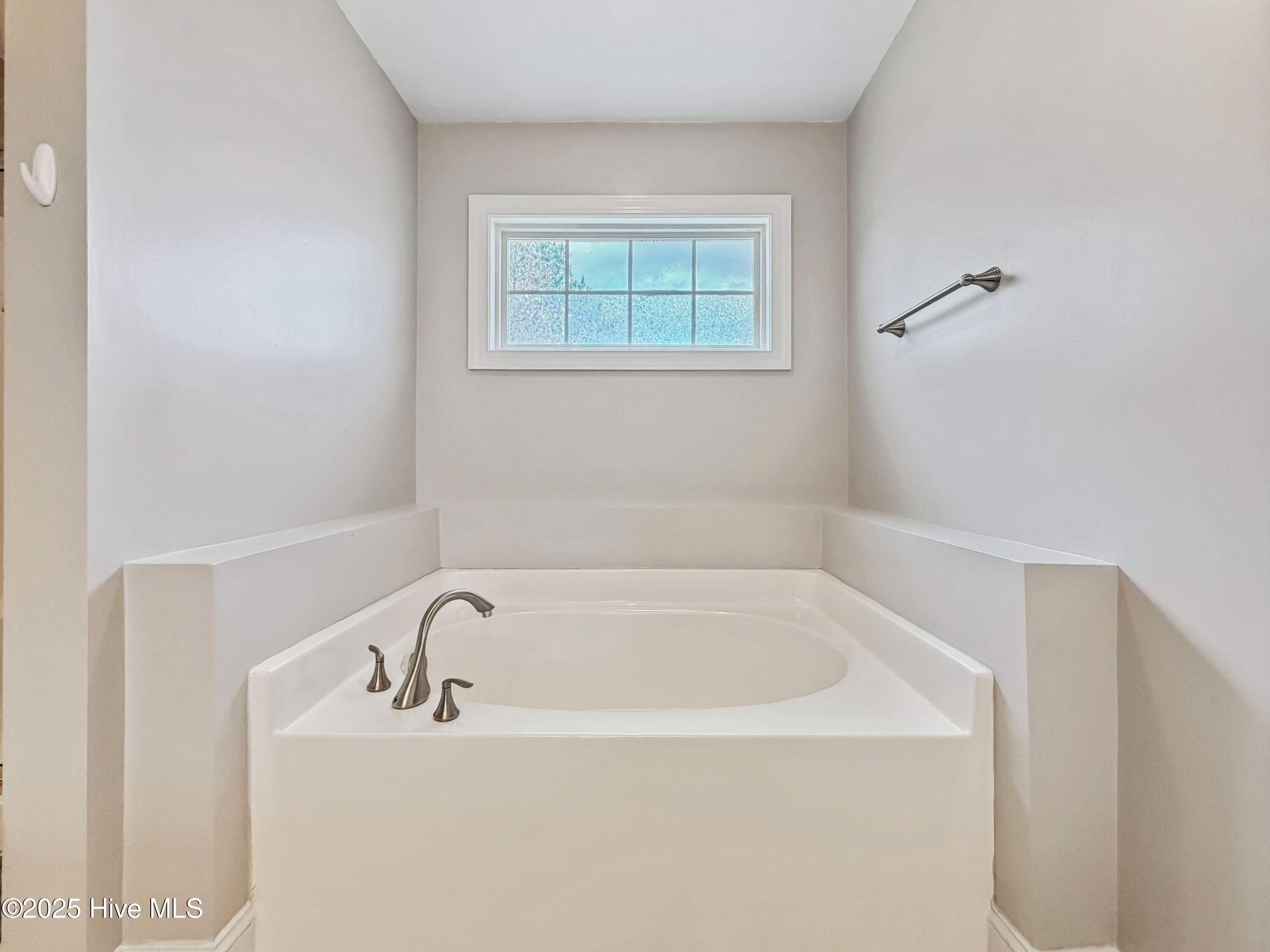 100543417 | Photo 29