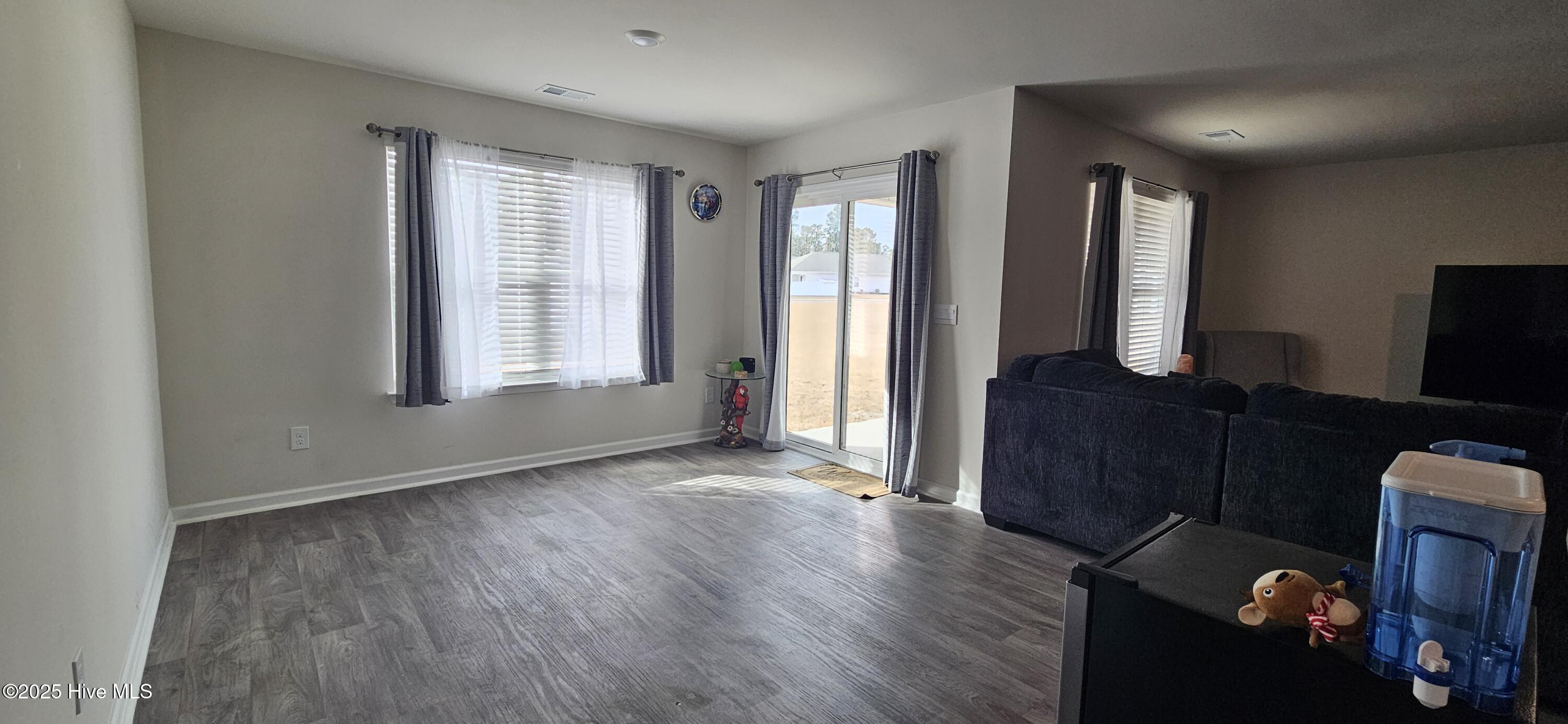 100545464 | Photo 13