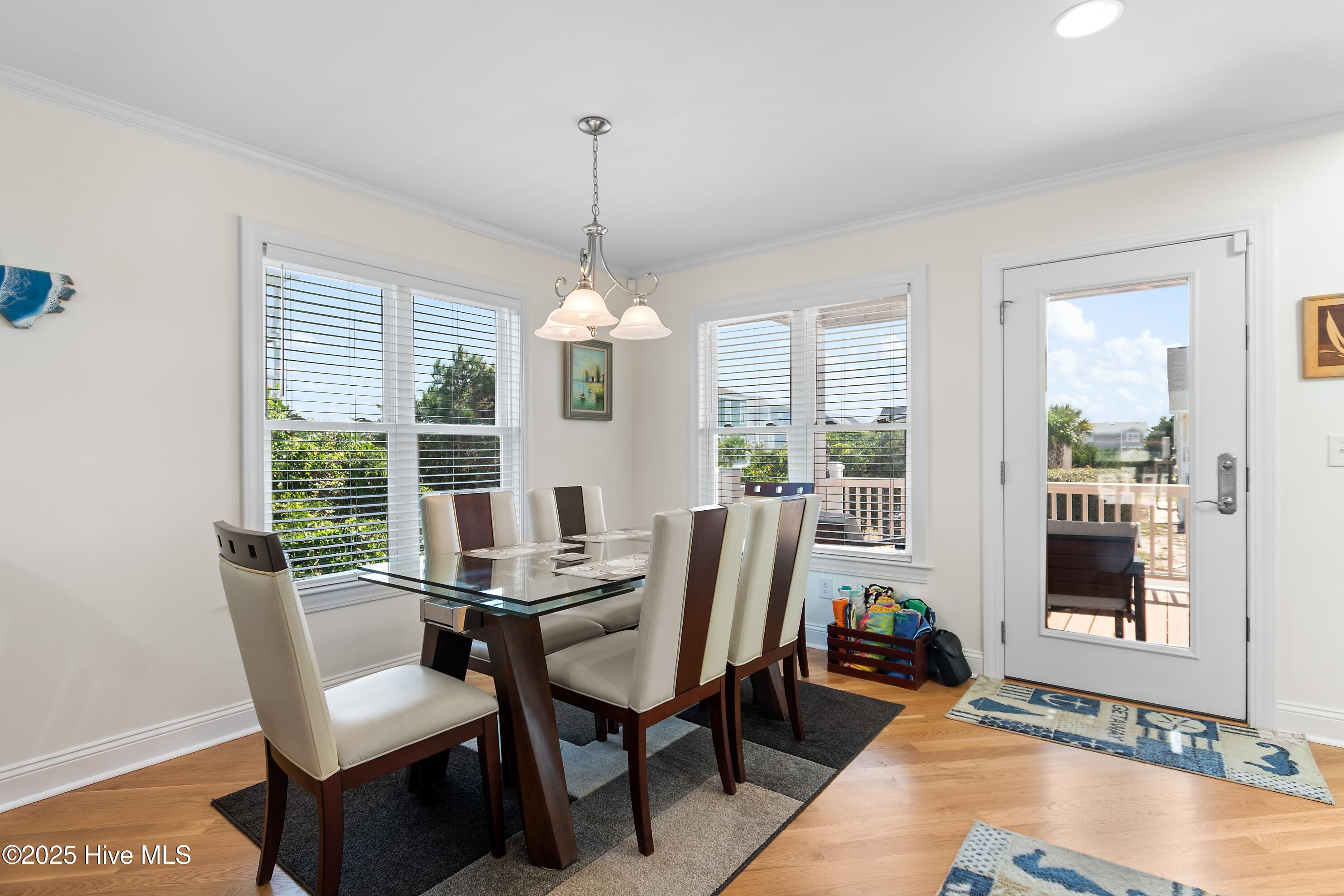 100534441 | Photo 12