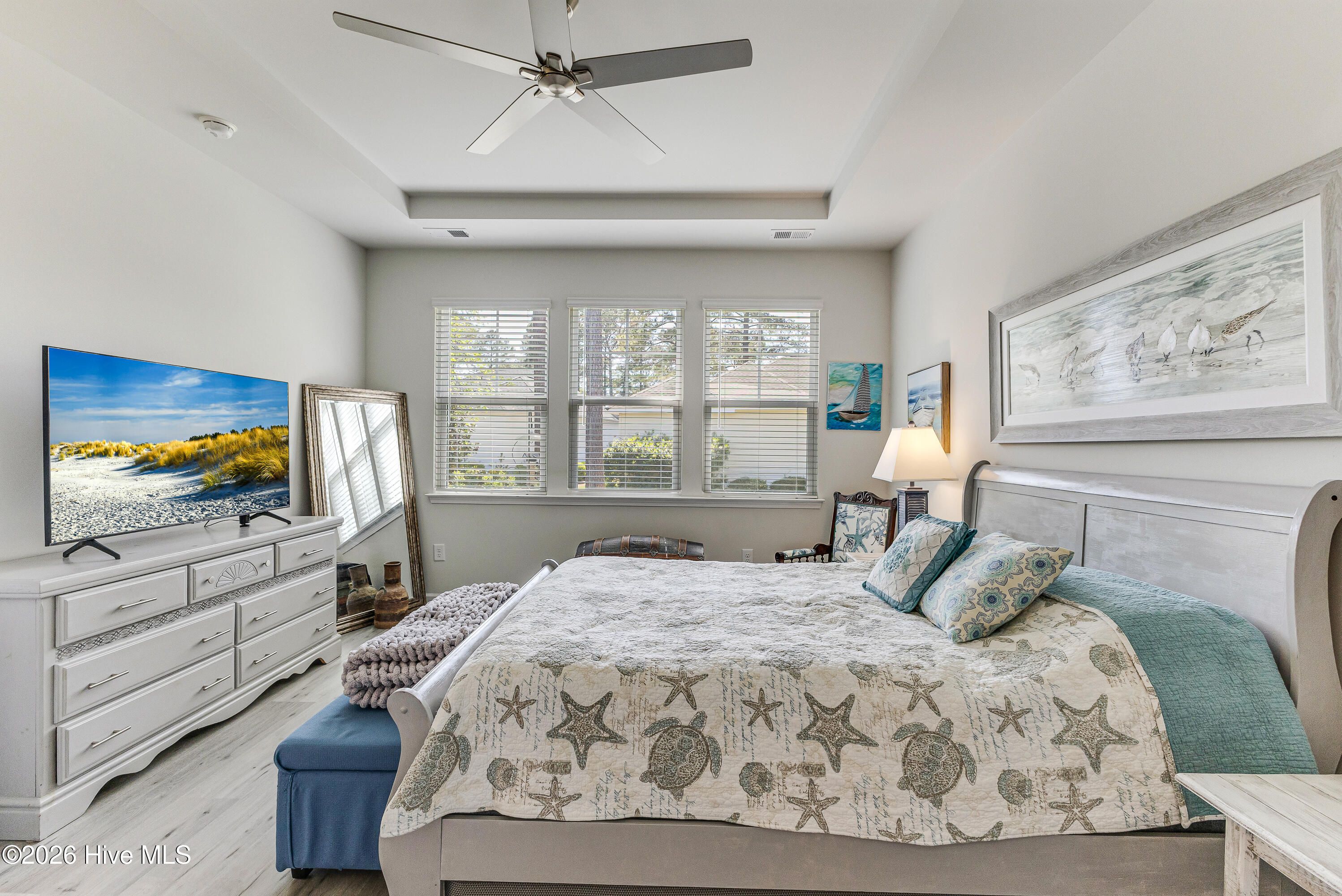 100564699 | Photo 27